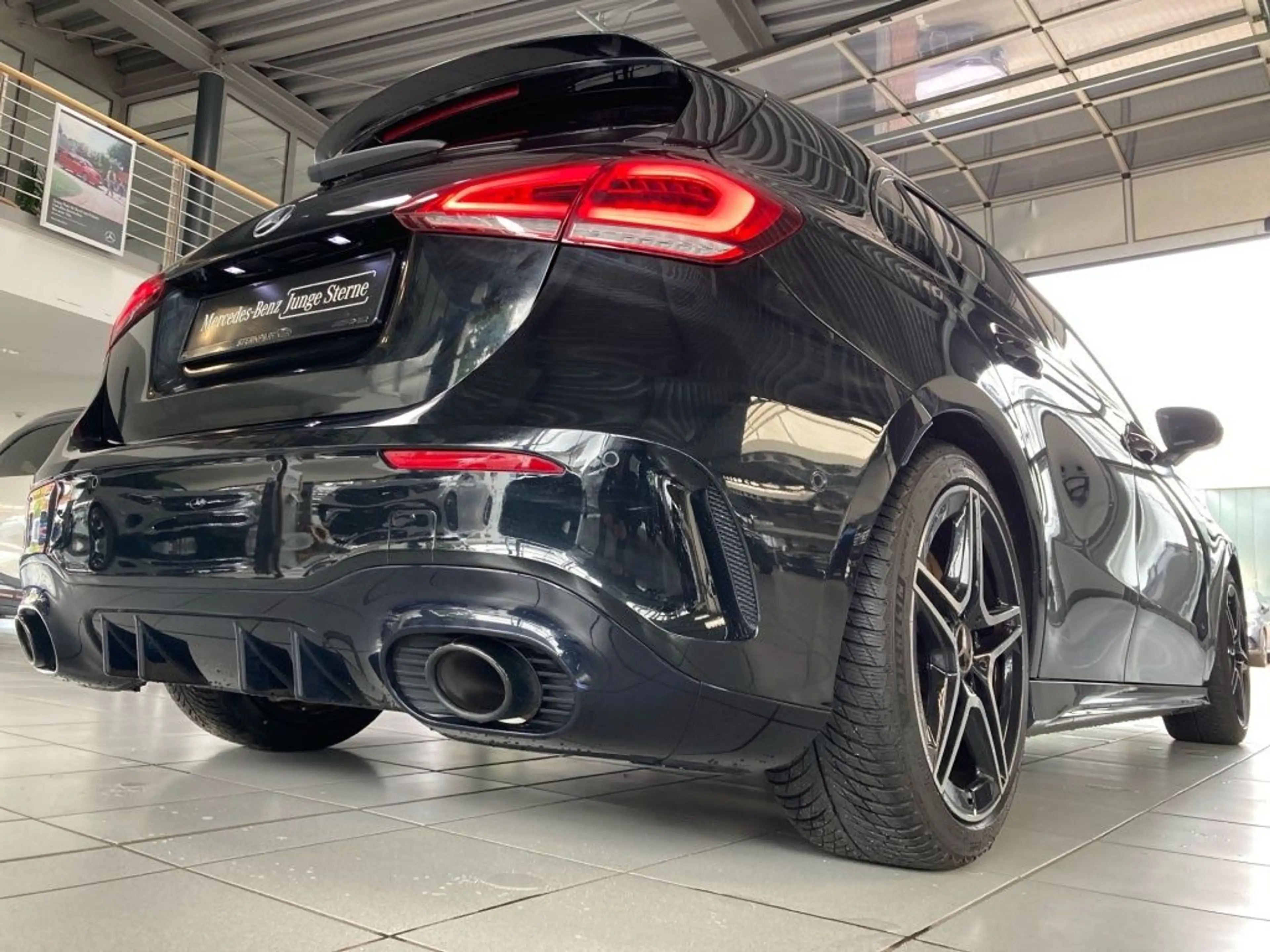 Mercedes-Benz A 35 AMG AMG A 35 4M AMG+MBUX+Night+Ambiente+CarPlay+PANO — photo 12