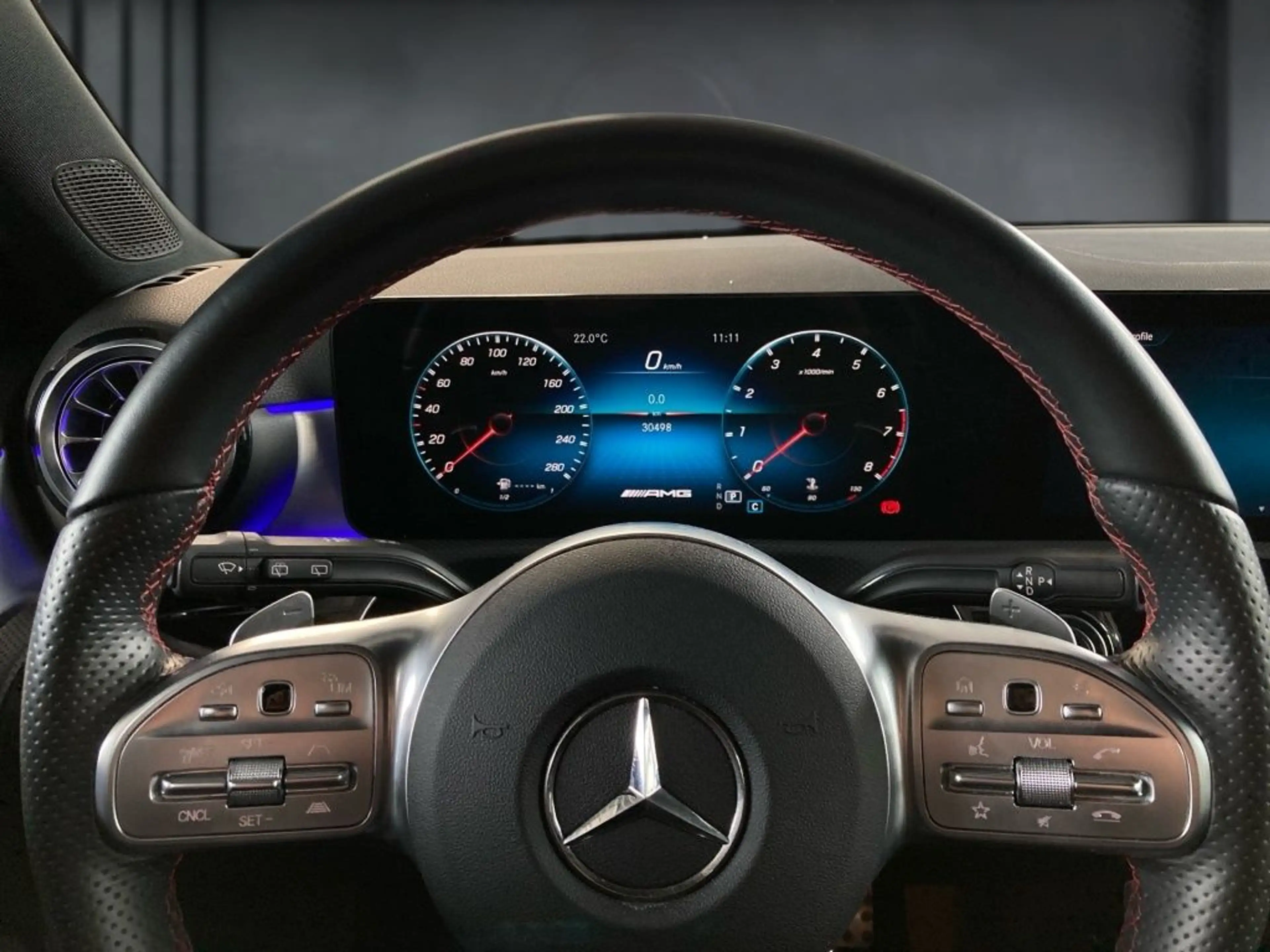 Mercedes-Benz A 35 AMG AMG A 35 4M AMG+MBUX+Night+Ambiente+CarPlay+PANO — photo 8