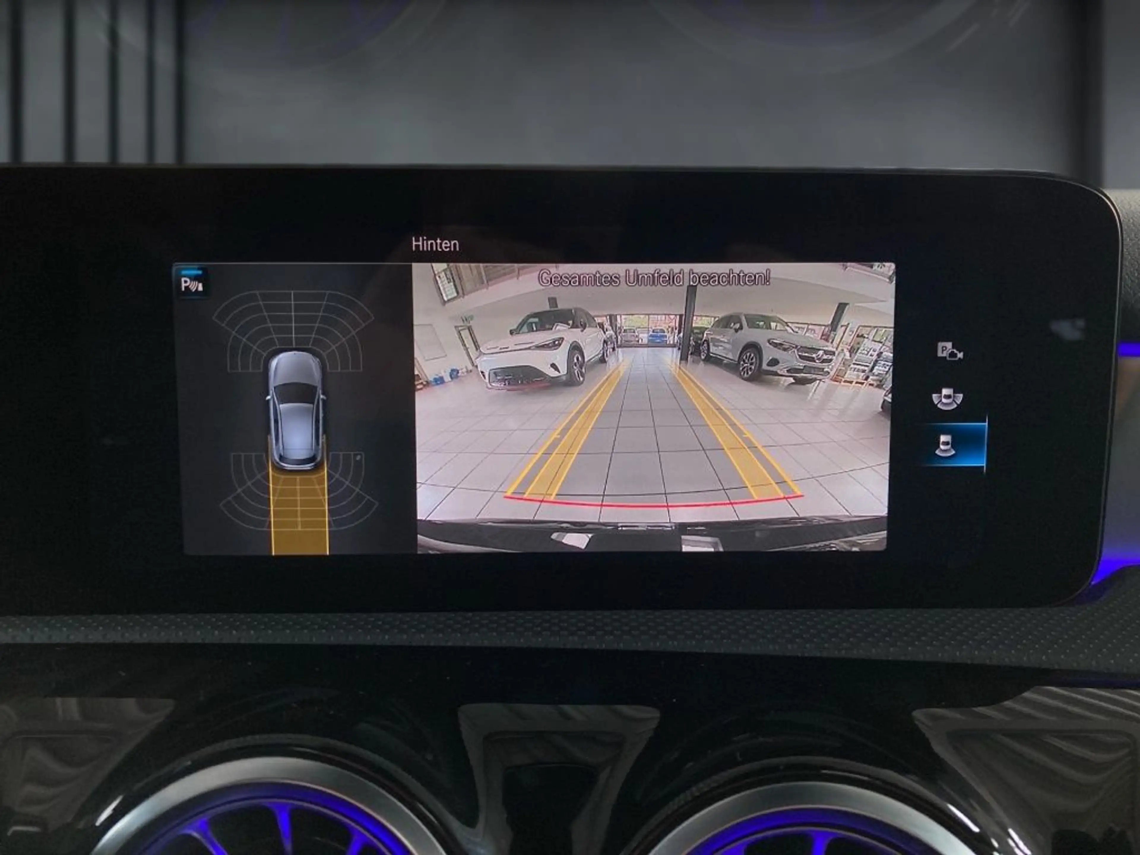 Mercedes-Benz A 35 AMG AMG A 35 4M AMG+MBUX+Night+Ambiente+CarPlay+PANO — photo 3