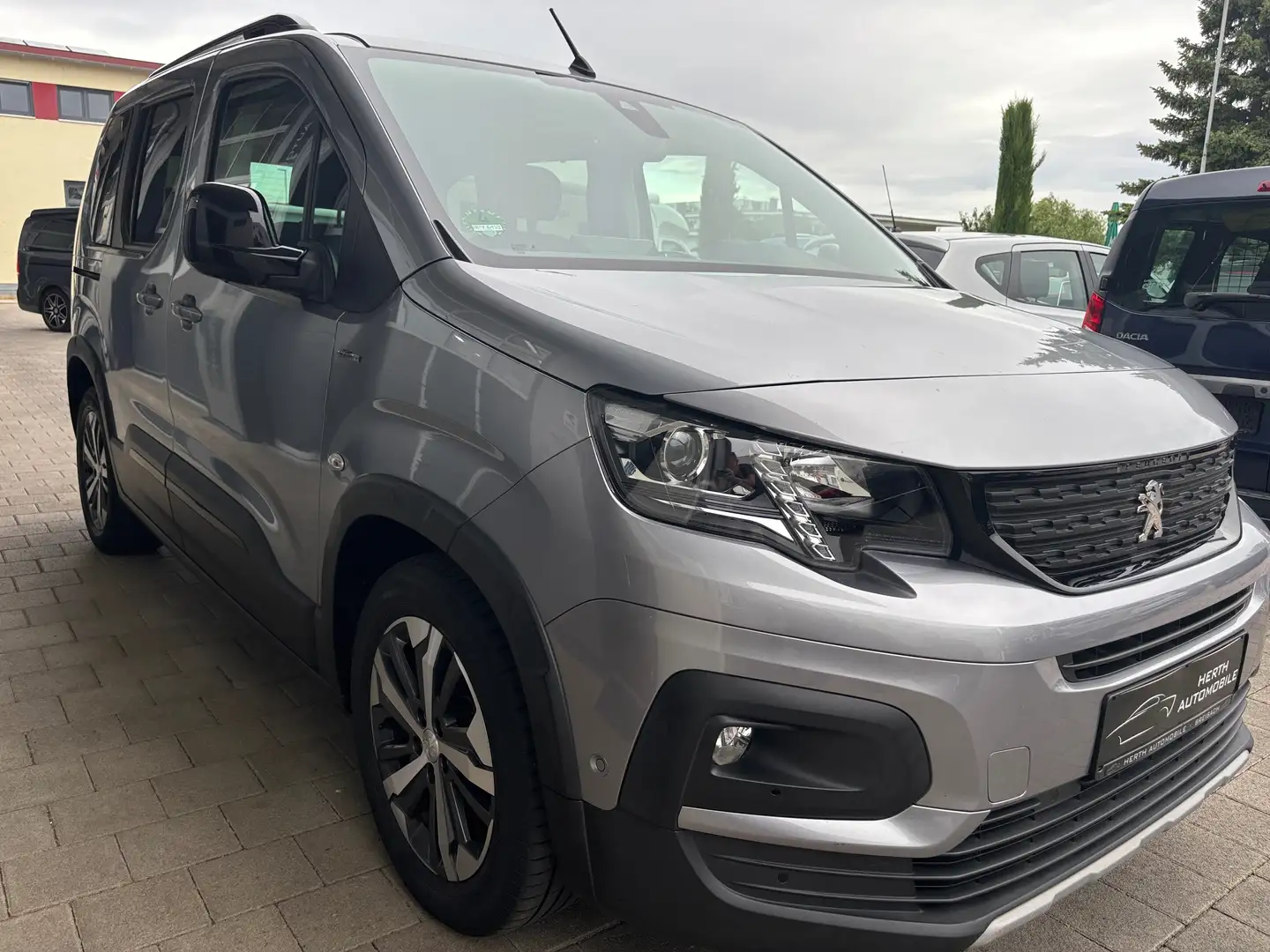 Peugeot Rifter BlueHDI GT-Line 131PS inkl.1J Garantie Grijs - 1
