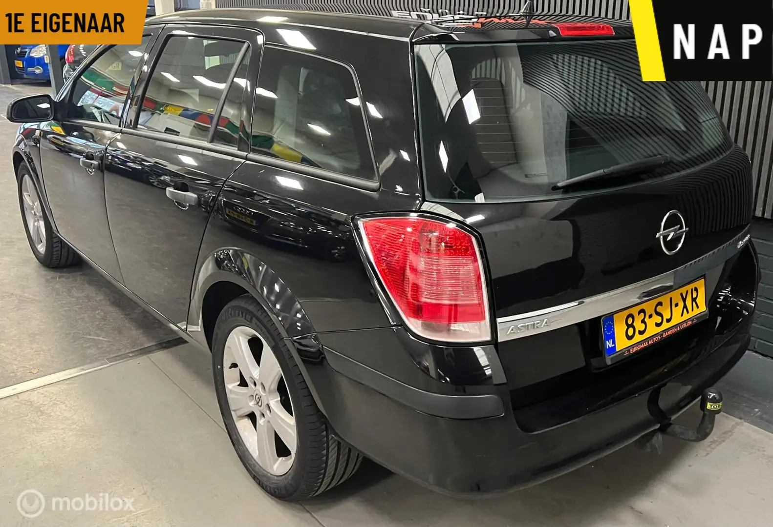 Opel Astra Wagon 1.6 Business 1e Eigenaar - NAP Zwart - 2