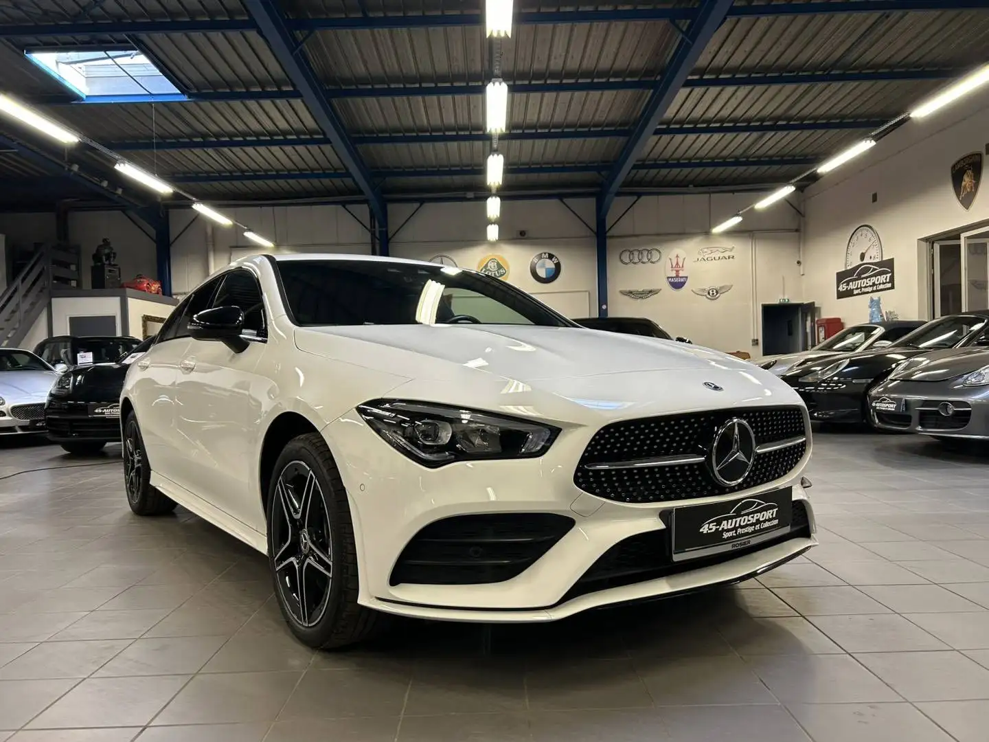 Mercedes-Benz CLA 250 250 E AMG LINE Blanc - 1