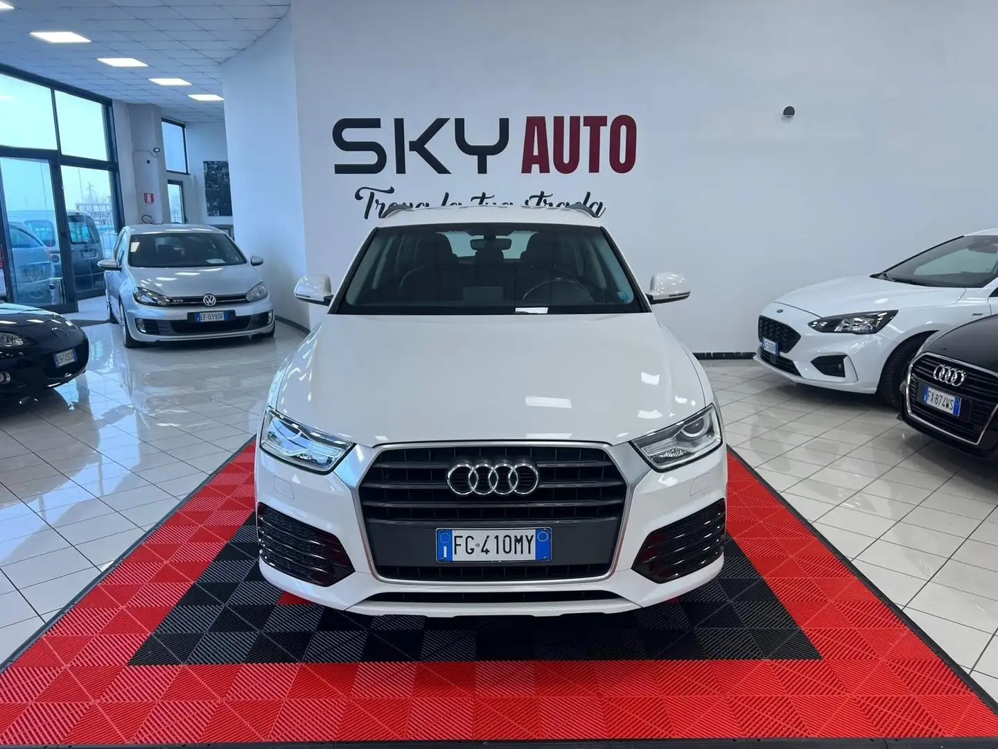 Audi Q3 2.0 TDI 120 CV Business Blanco - 2