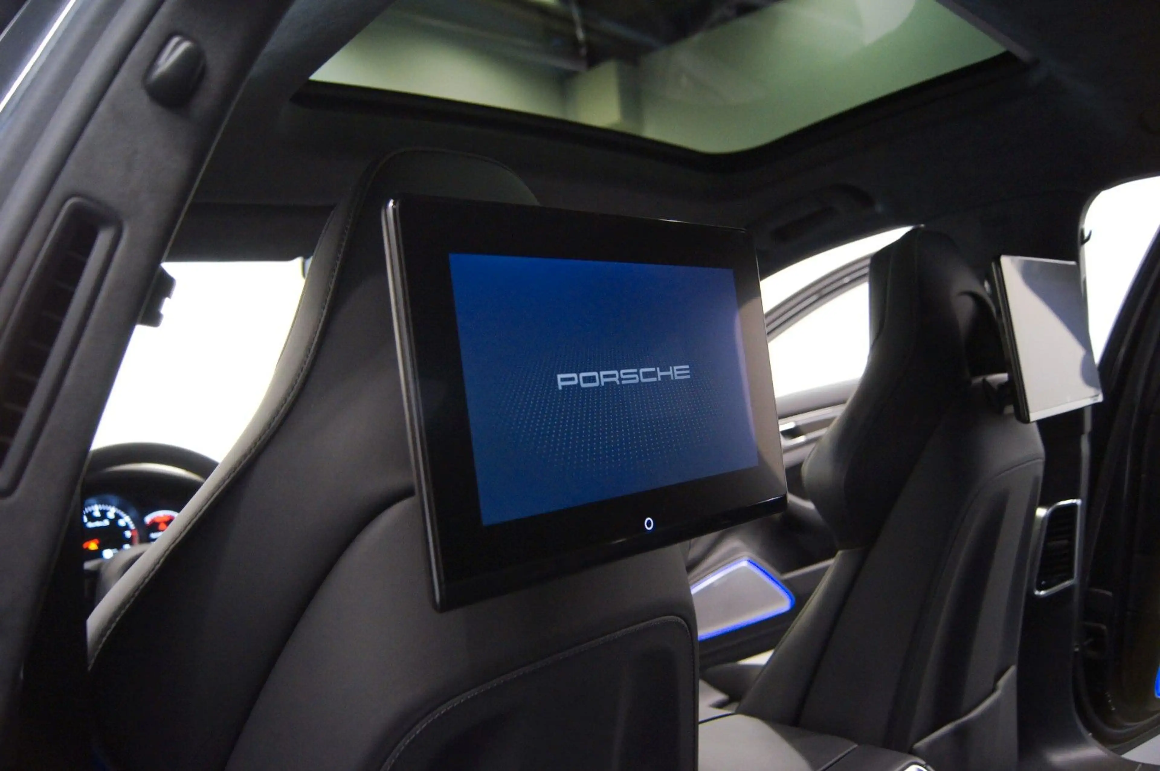 Porsche Panamera Sport Turismo Turbo S|CARBON|KERAMIK|18 — photo 9