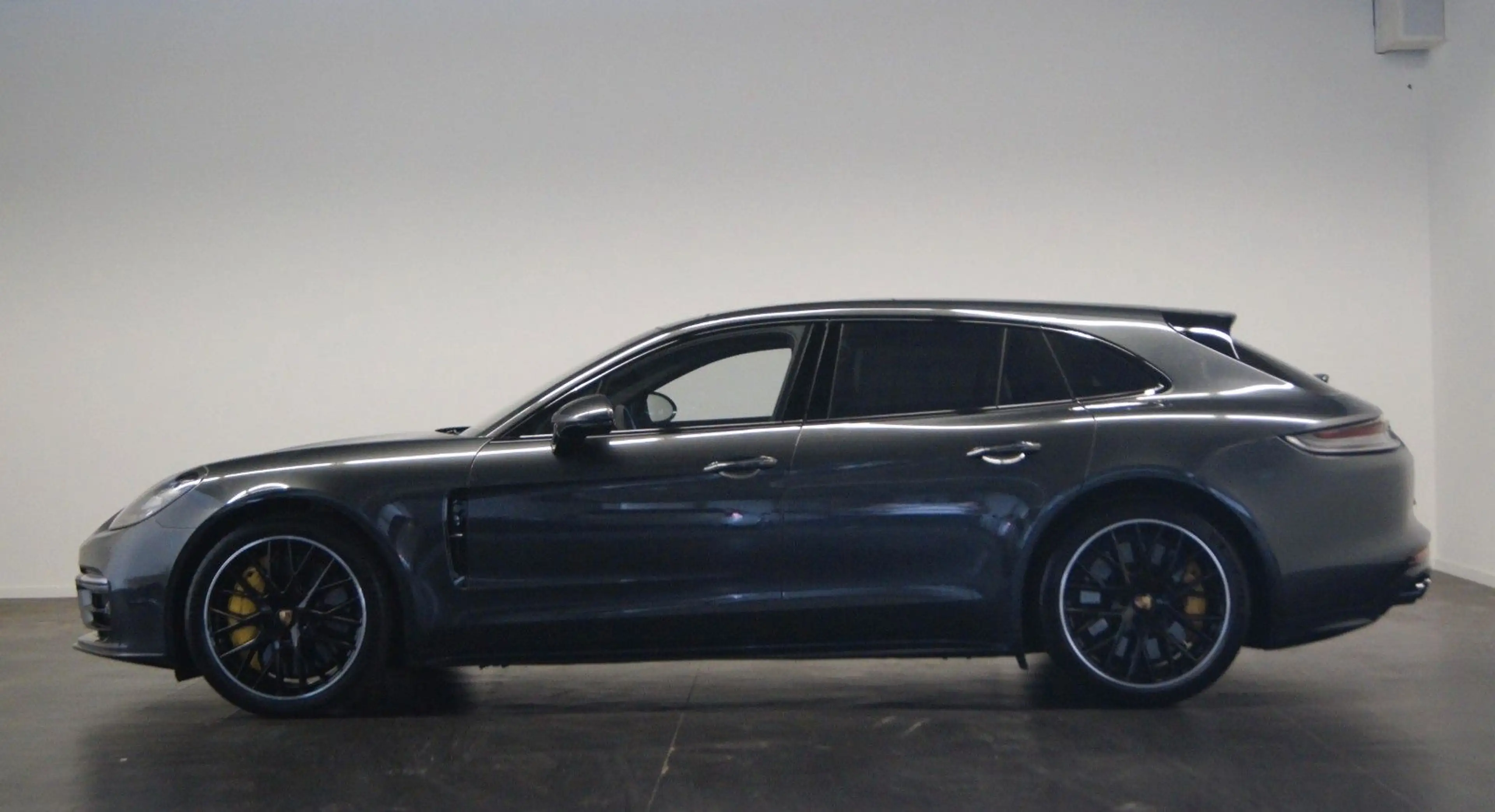 Porsche Panamera Sport Turismo Turbo S|CARBON|KERAMIK|18 — photo 3