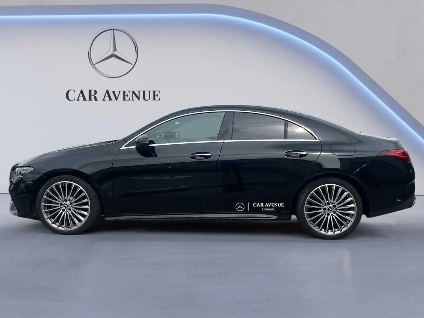 Mercedes-Benz CLA 180 Coupé AMG Line Noir - 2