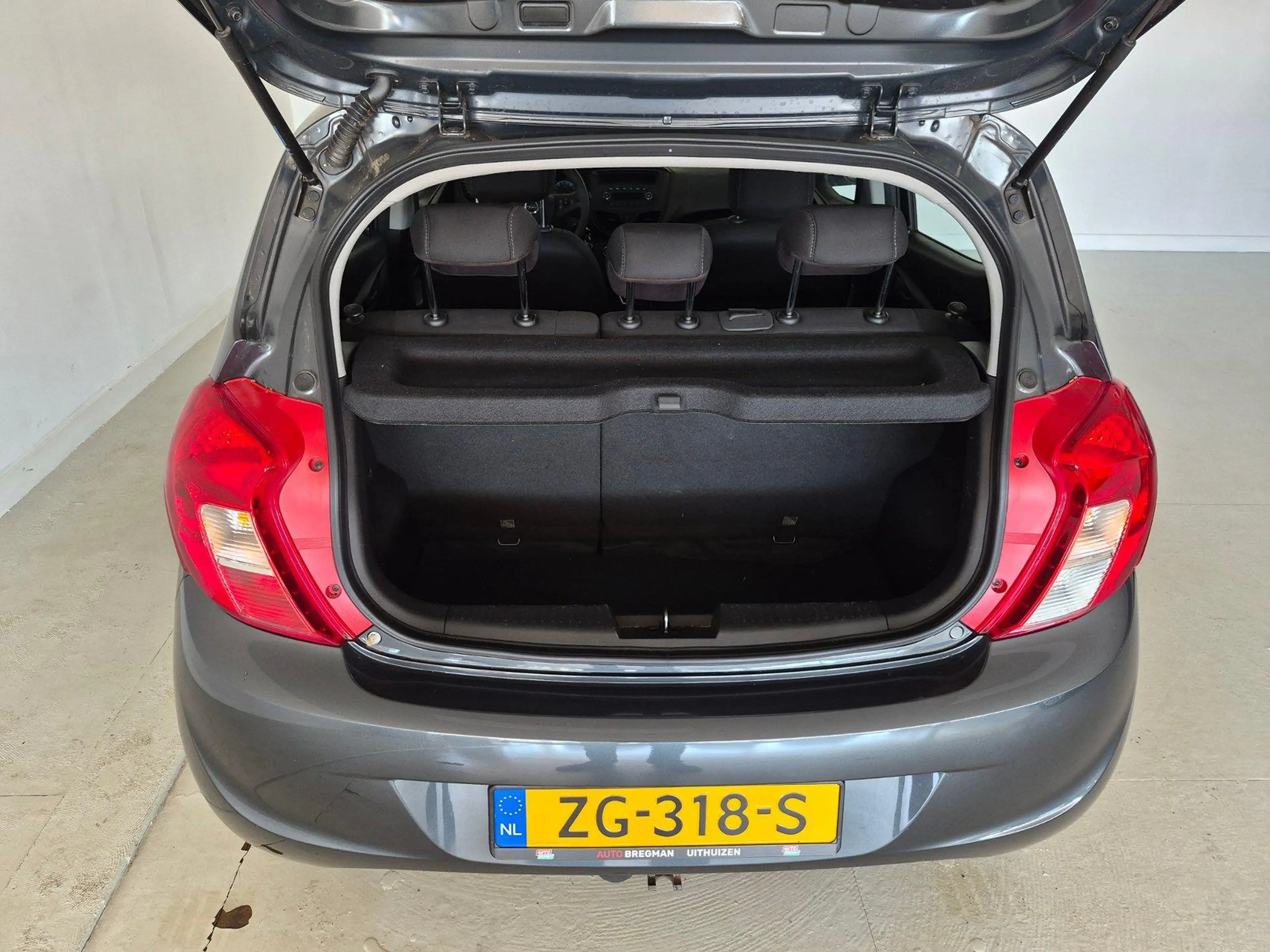 Opel Karl 1.0 120 Jaar Edition Trekhaak — photo 9