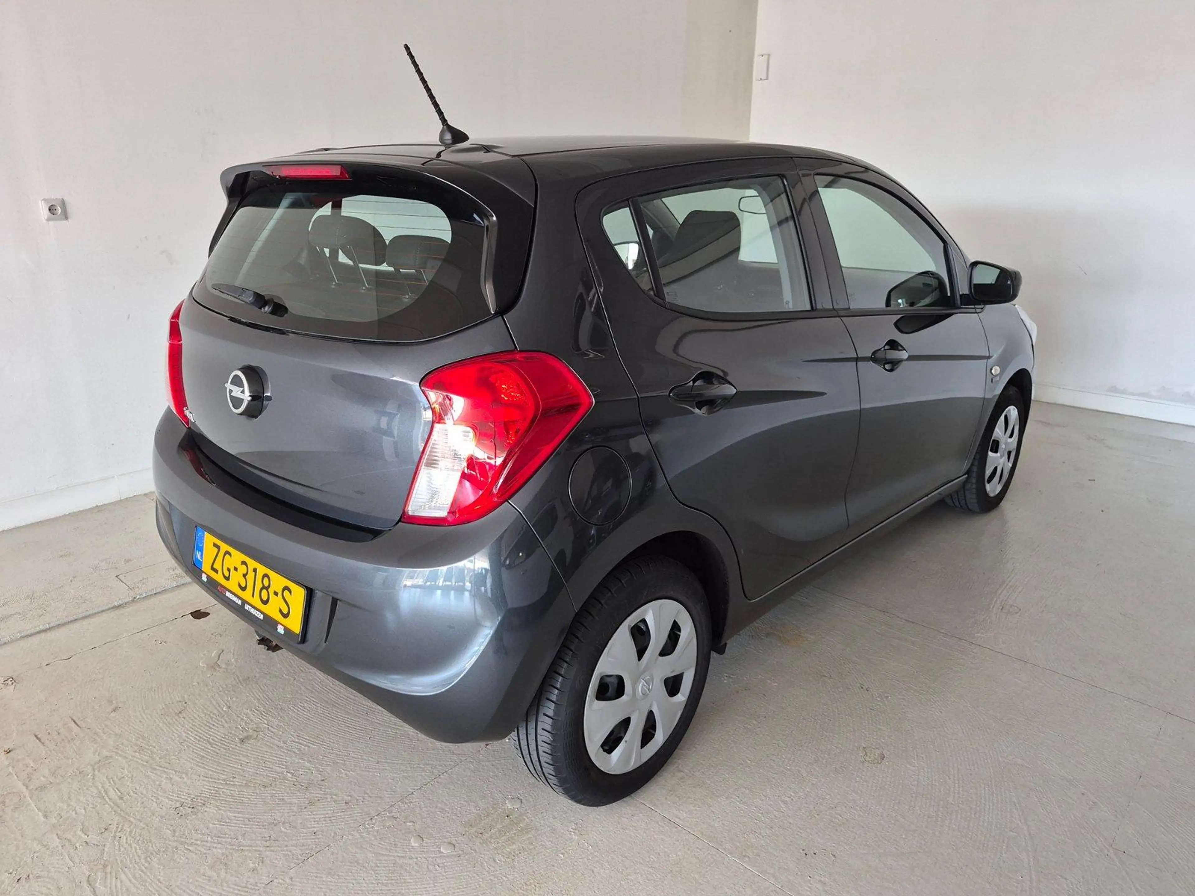 Opel Karl 1.0 120 Jaar Edition Trekhaak — photo 2