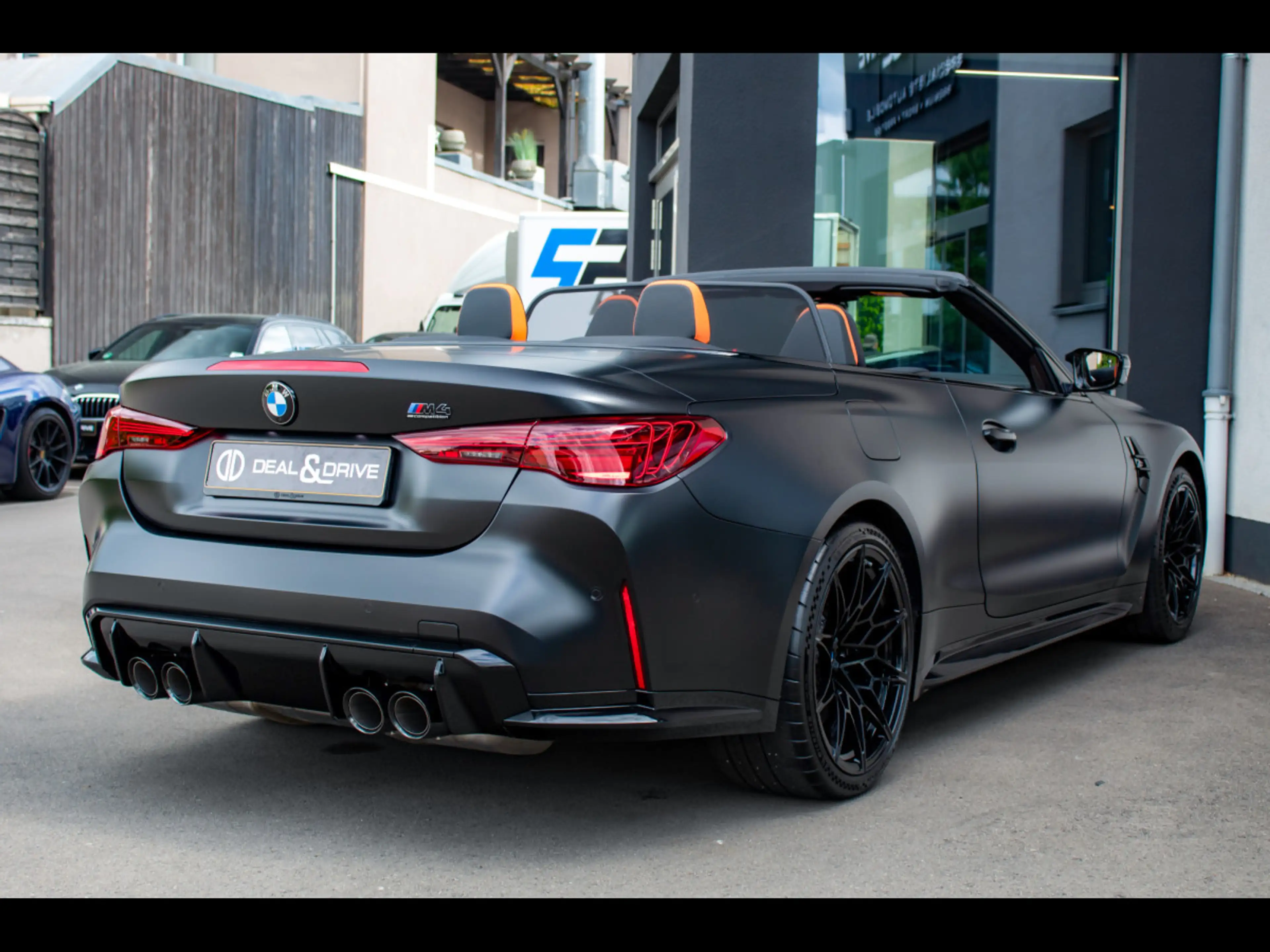 BMW M4 COMPETITION M XDRIVE CABRIOLET°FROZEN BLACK°XPEL — photo 7