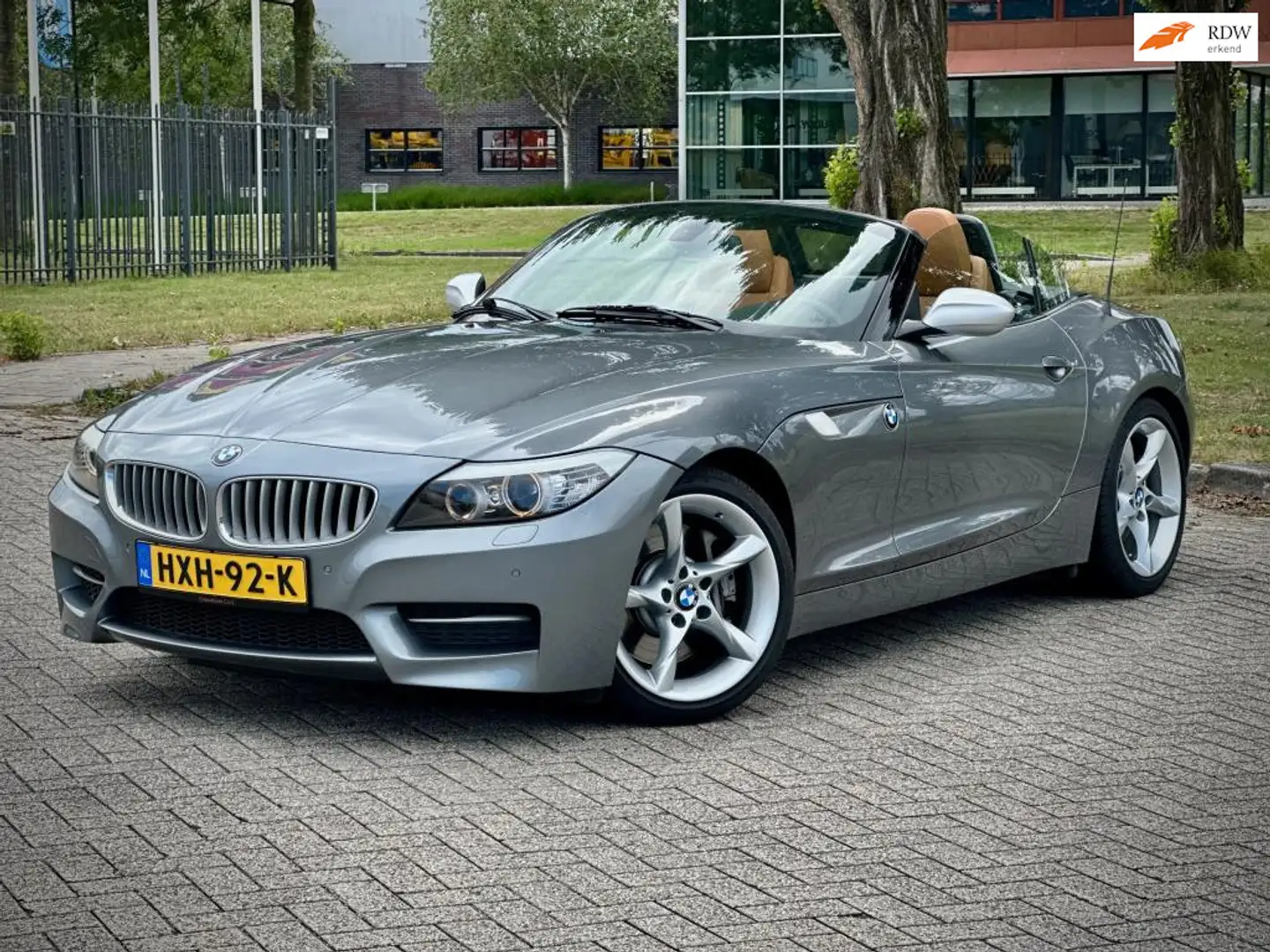 BMW Z4 Roadster SDrive35is M-Sport|340pk|Keyless|HiFi|Vol Grijs - 1