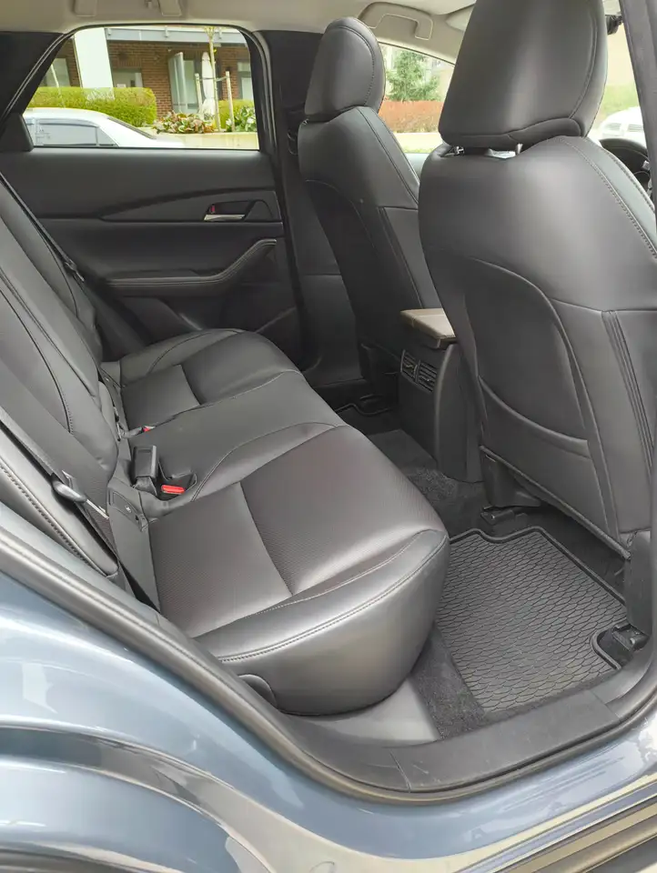 Mazda CX-30 снимка Mazda CX-30