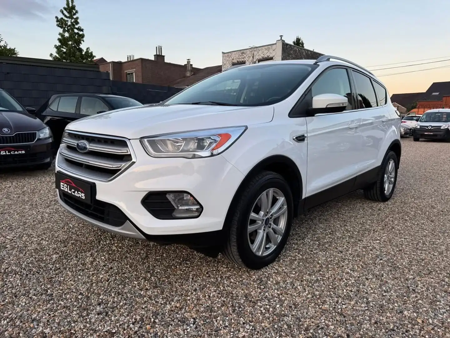Ford Kuga 1.5 EcoBoost Titanium **12 mois de garantie** Wit - 1
