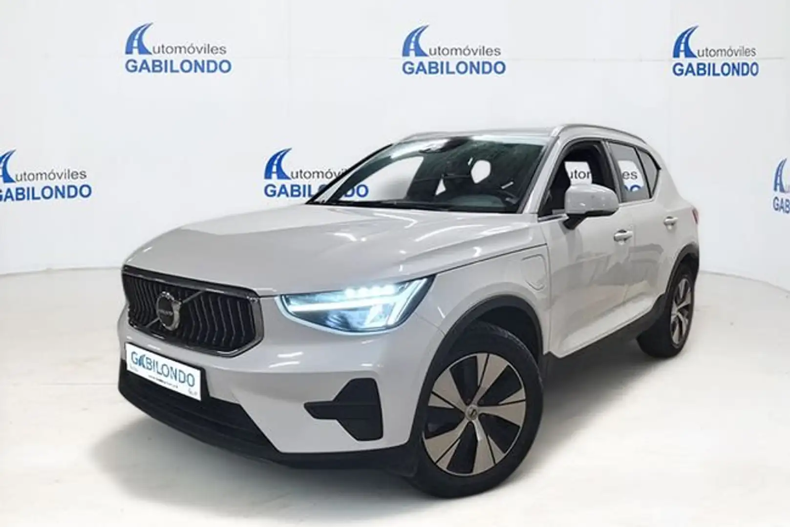 Volvo XC40 1.5 T4 Recharge PHEV Core Auto Blanco - 1
