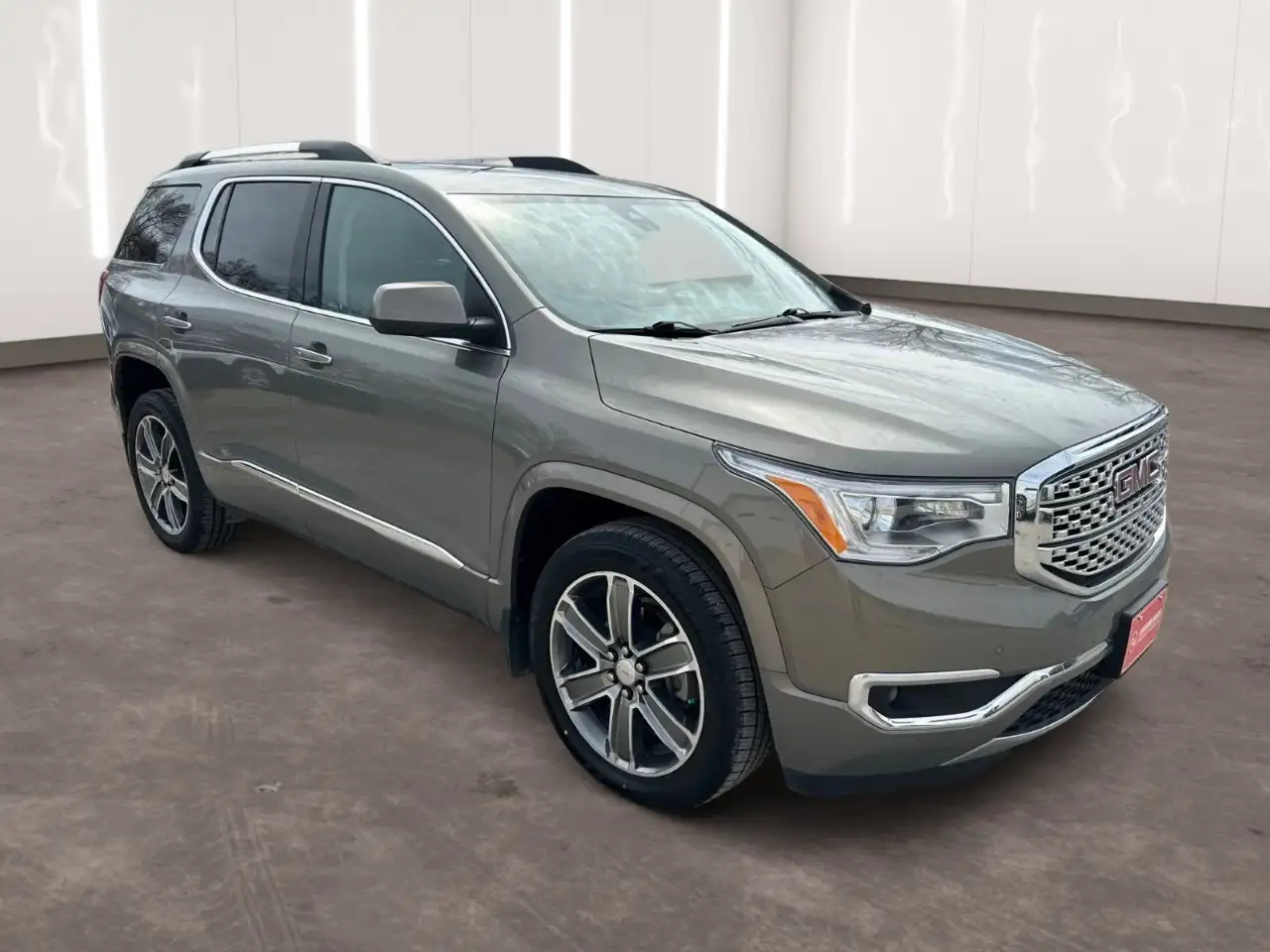 GMC Acadia снимка GMC Acadia