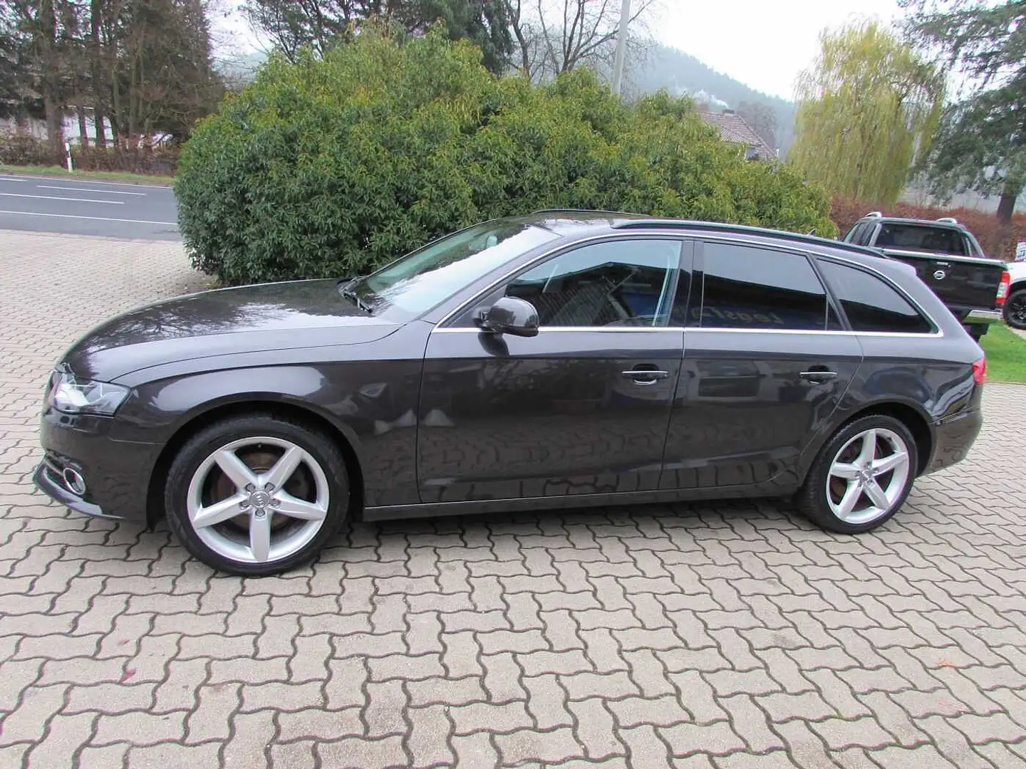 Audi A4 Avant 1.8 TFSI quattro Grau - 2