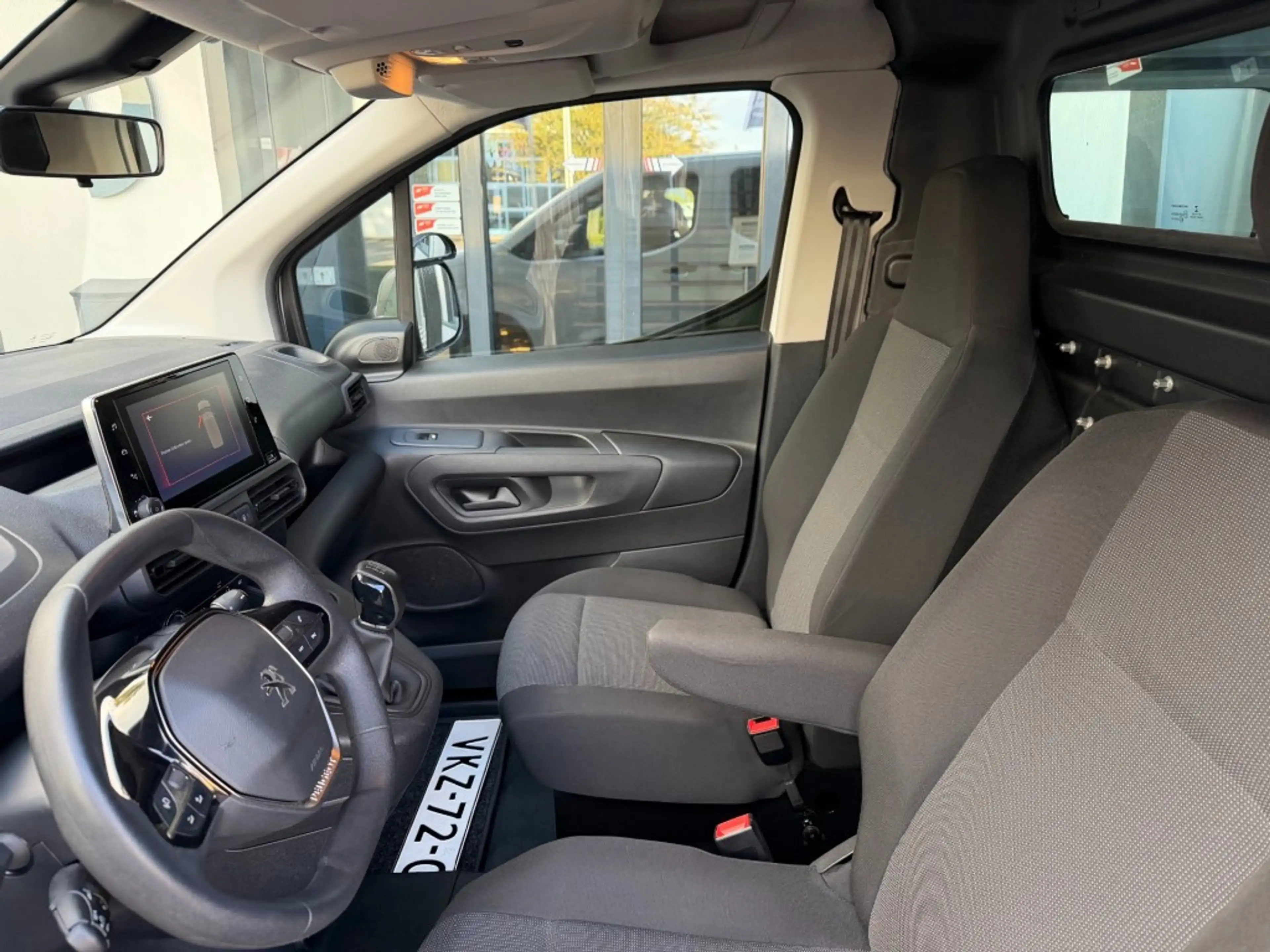 Peugeot Partner 1.5 BlueHDi 102PK Navi, Cruisecntrl, Schuifdeur, P — photo 9