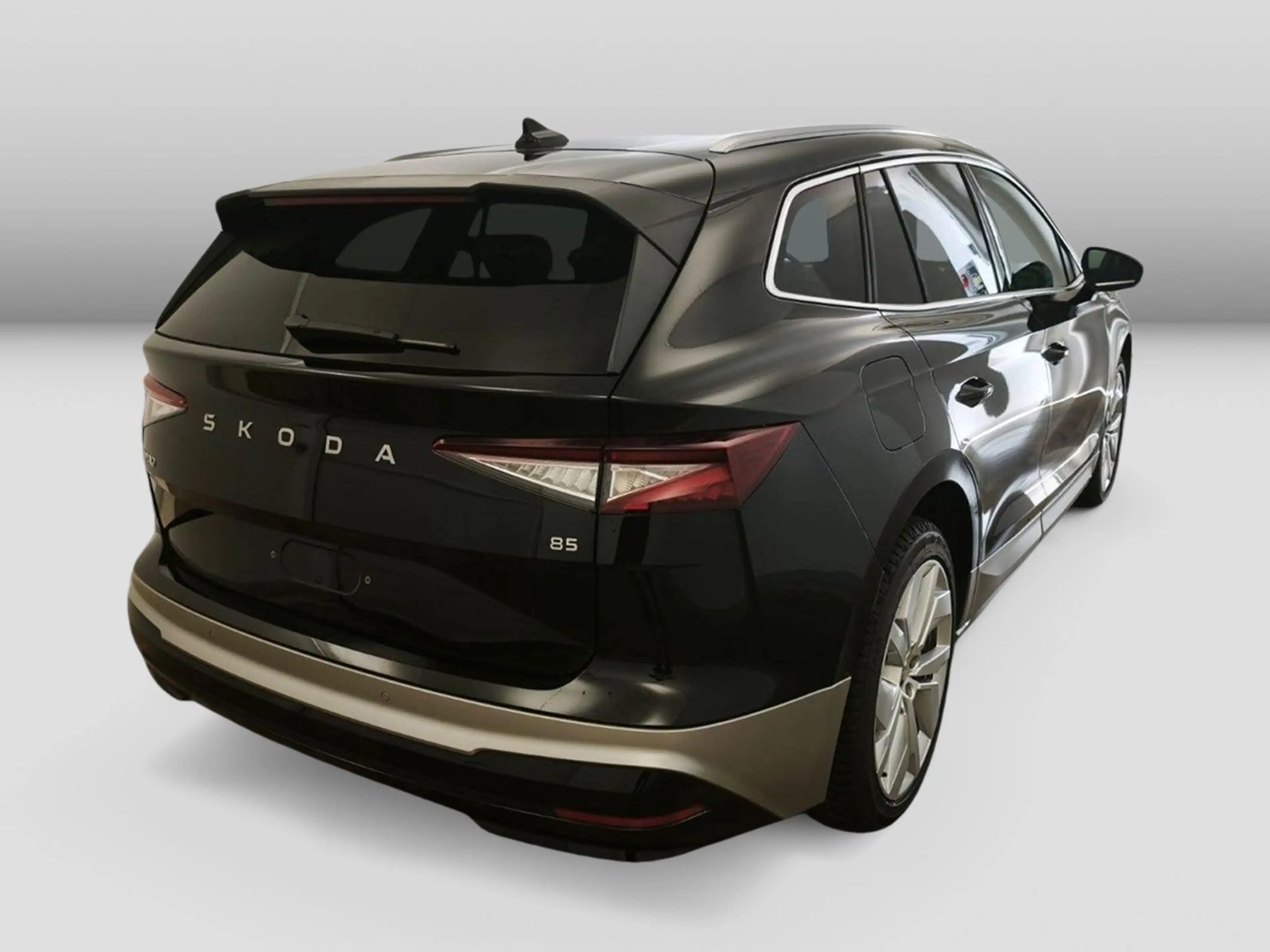 Skoda Enyaq 85 Wärmepu AHK Pano eHeck LED ACC Navi Cam — photo 4