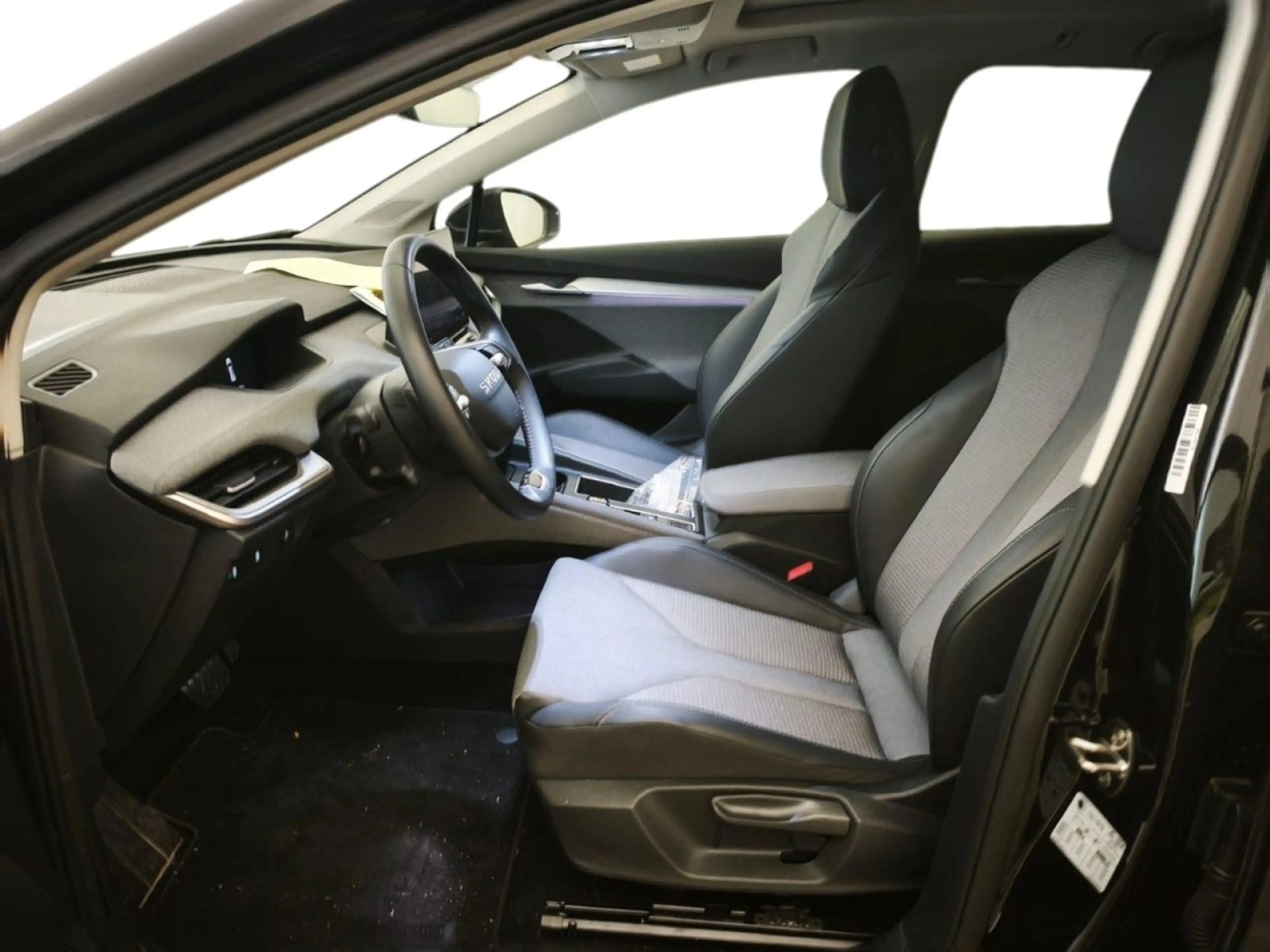 Skoda Enyaq 85 Wärmepu AHK Pano eHeck LED ACC Navi Cam — photo 5