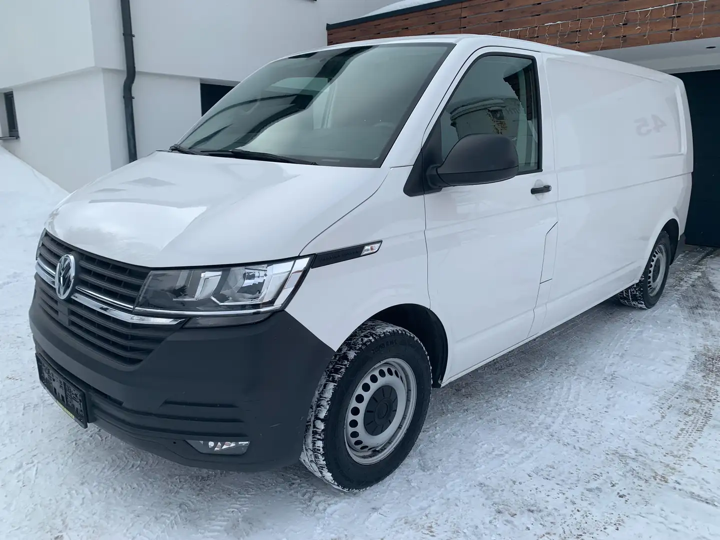 Volkswagen T6.1 Transporter Lang FWD,Pickerl+Service Neu,Mwst.Auseisbar Weiß - 1