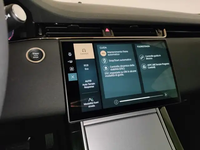Land Rover Range Rover Evoque view 12