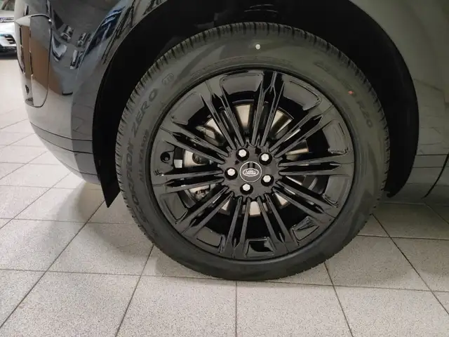 Land Rover Range Rover Evoque view 9