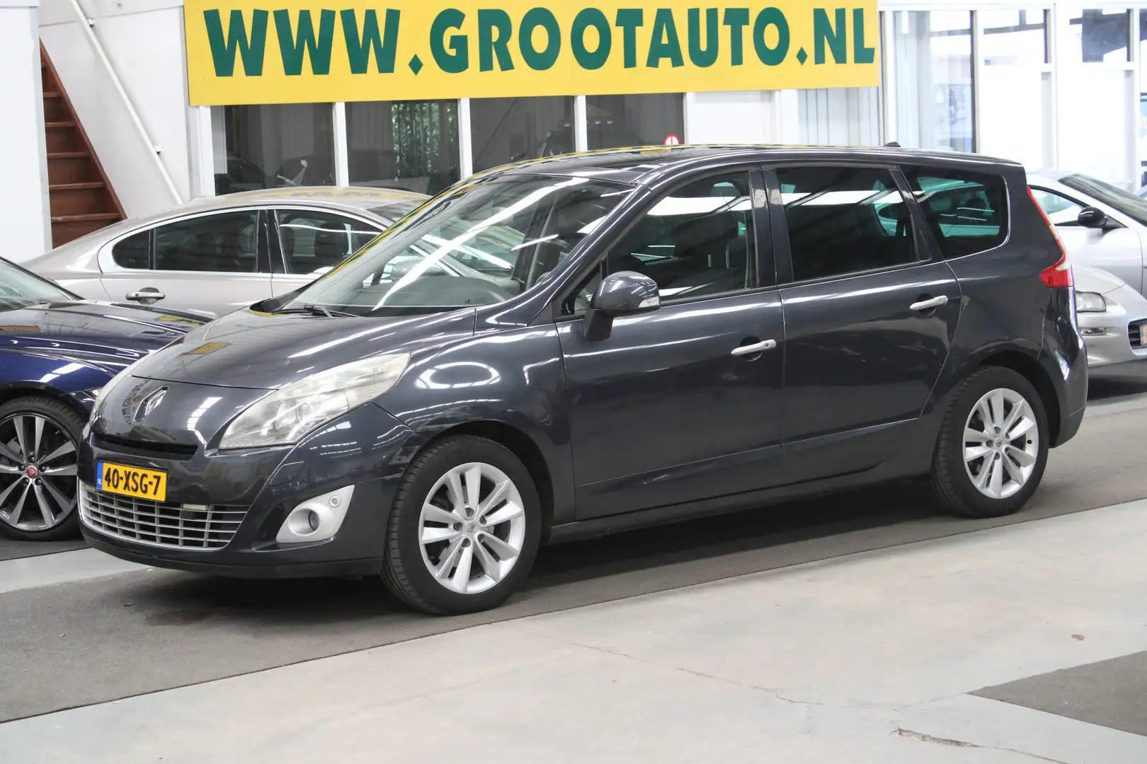 Renault Grand Scenic 2.0 Celsium 7p. Automaat Panoramadak, Airco, Navi Zwart - 1