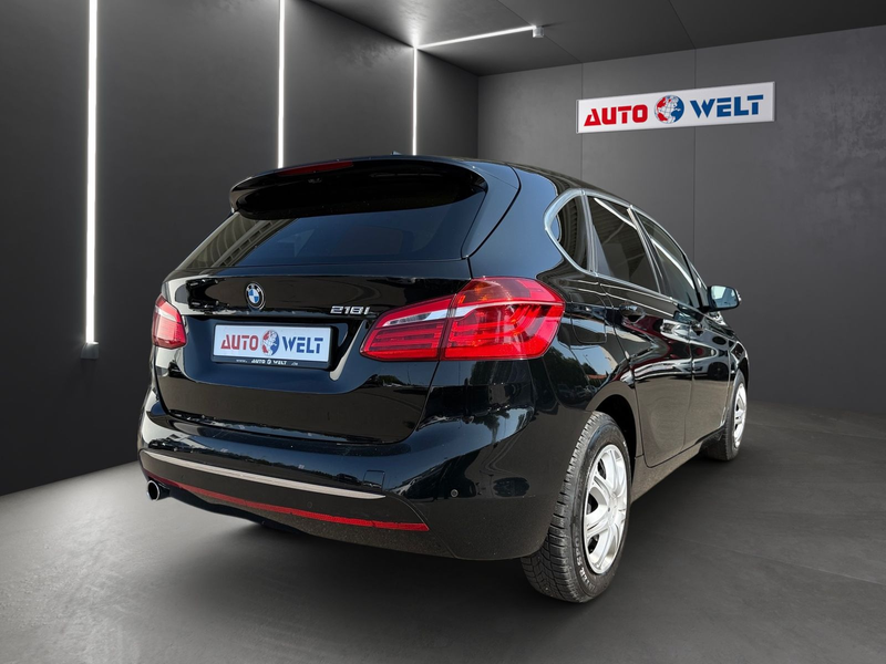 BMW 218 i Luxury Line LED Navi Sitzheizung Leder PDC — photo 4
