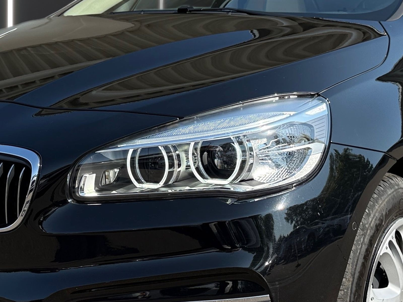 BMW 218 i Luxury Line LED Navi Sitzheizung Leder PDC — photo 7