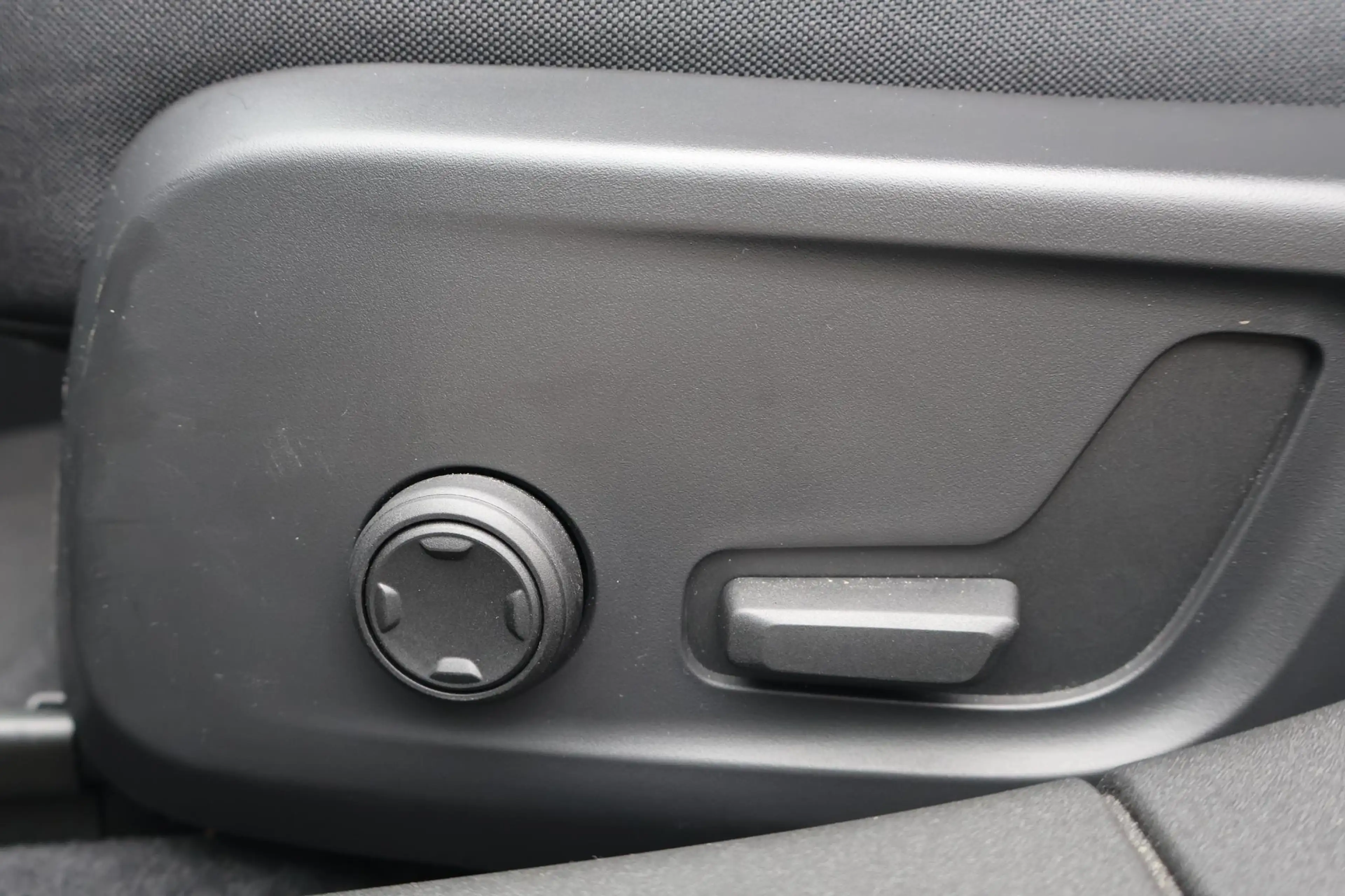 Polestar 2 Long Range Dual Motor AWD 78 kWh | Pilot Lite | 36 — photo 11