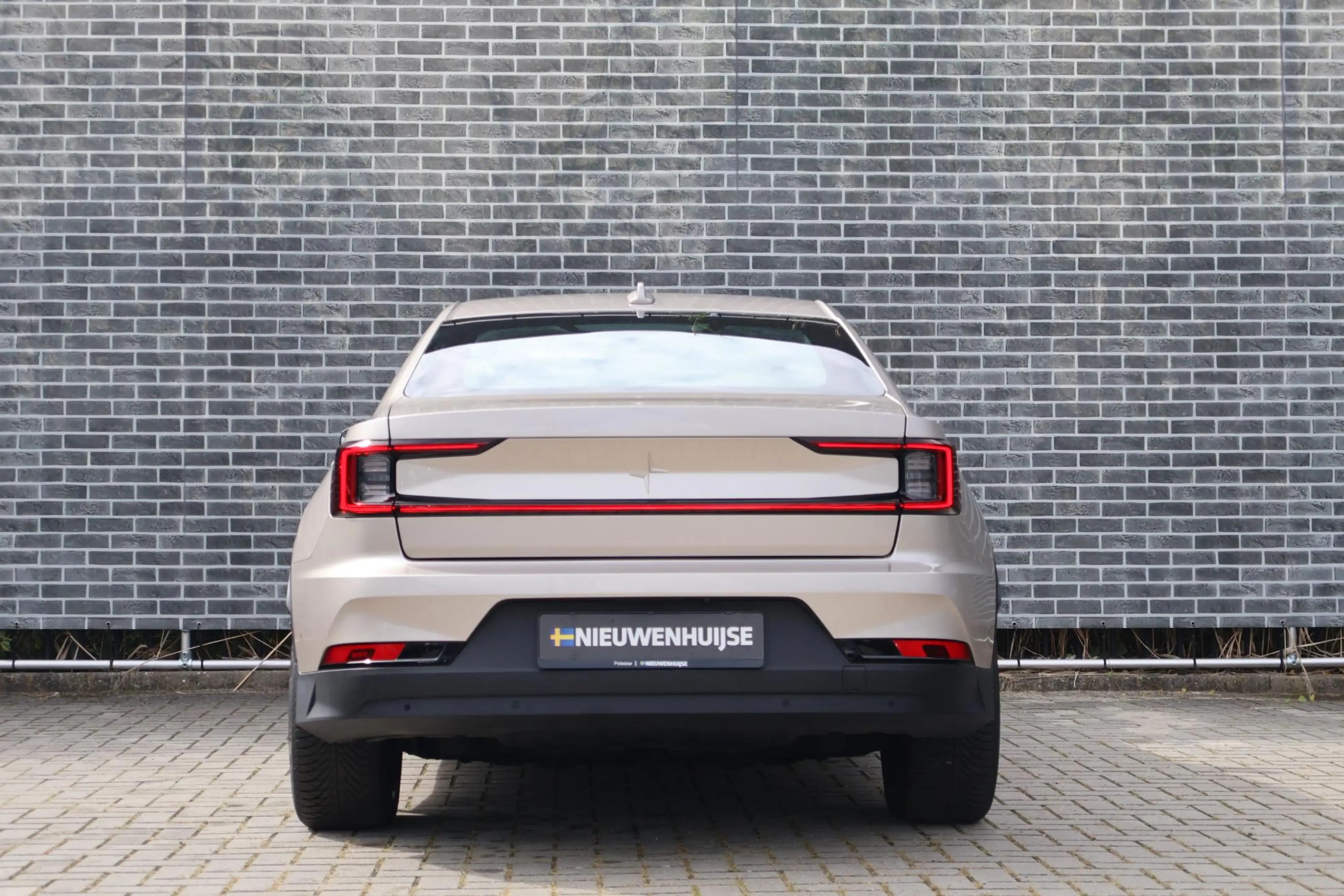 Polestar 2 Long Range Dual Motor AWD 78 kWh | Pilot Lite | 36 — photo 3