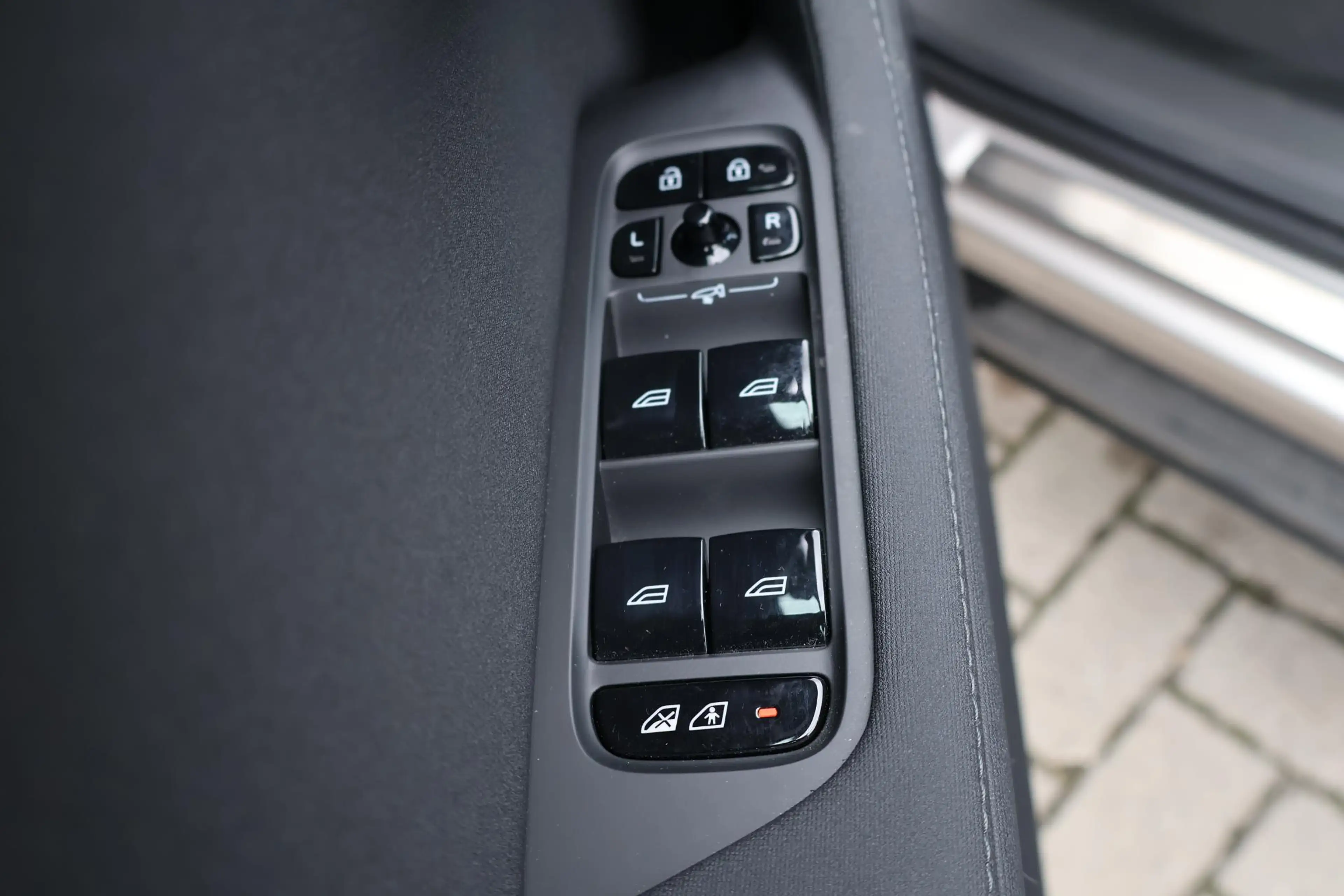 Polestar 2 Long Range Dual Motor AWD 78 kWh | Pilot Lite | 36 — photo 10