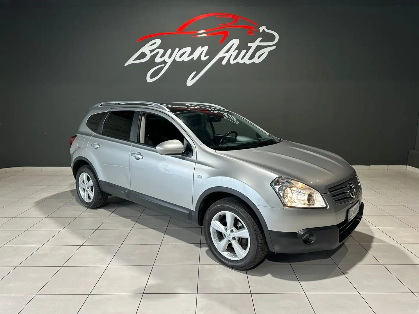 Nissan Qashqai +2 2.0 16v Acenta - 2