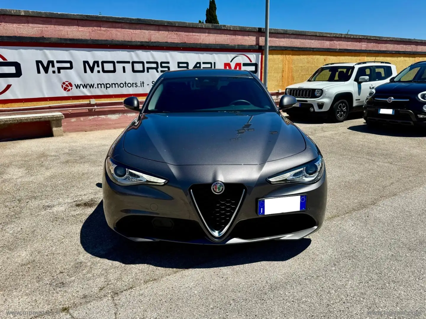 Alfa Romeo Giulia GIULIA BUSINESS 2.2 MJ 160CV AT8 IVA ESPOSTA Grey - 2
