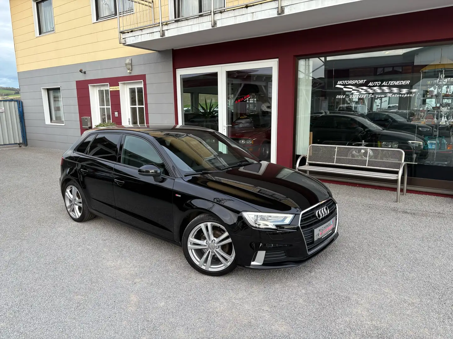 Audi A3 30 TDI sport S-LINE|ZR GEMACHT Schwarz - 1