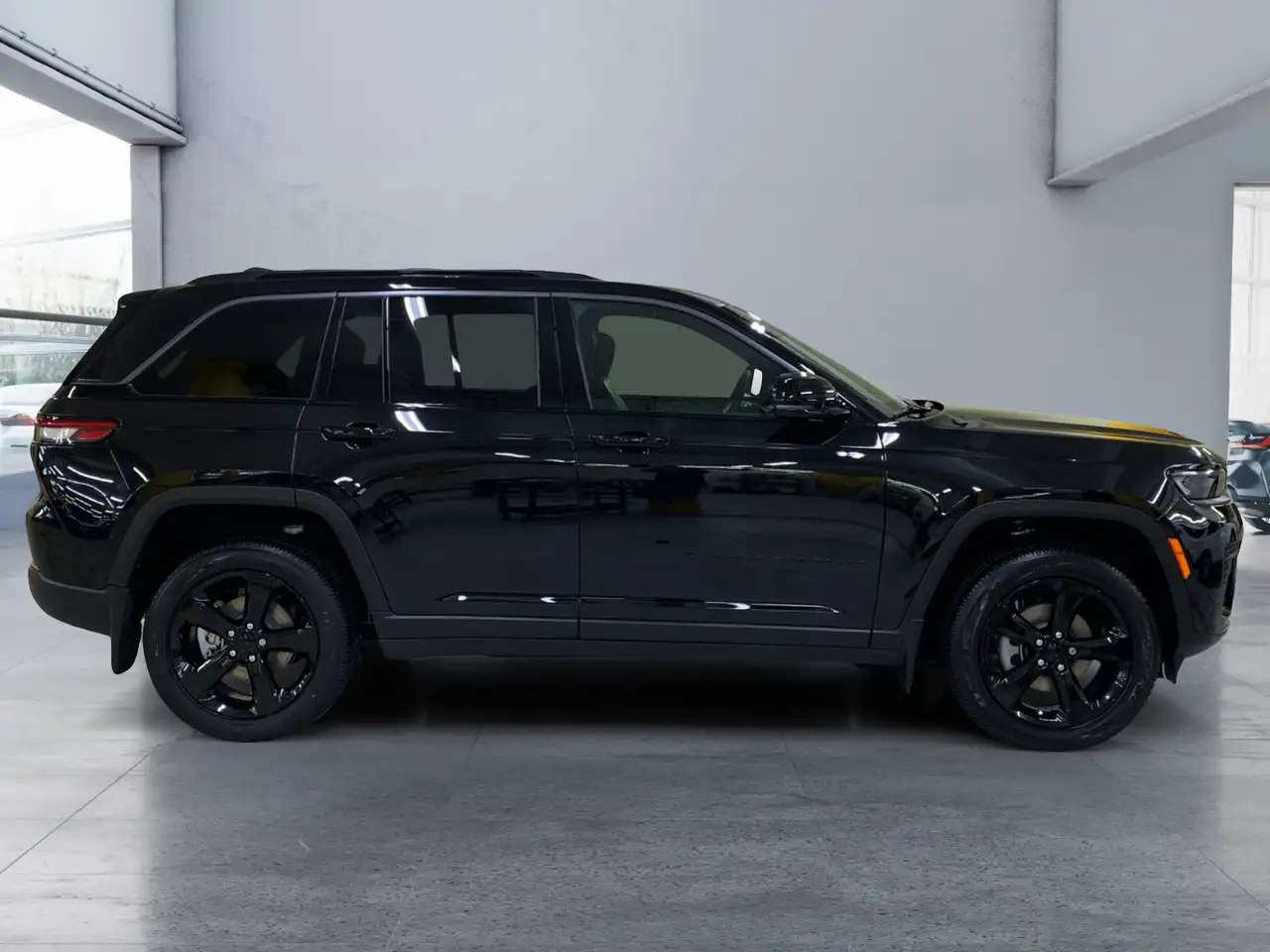 Jeep Grand Cherokee снимка Jeep Grand Cherokee