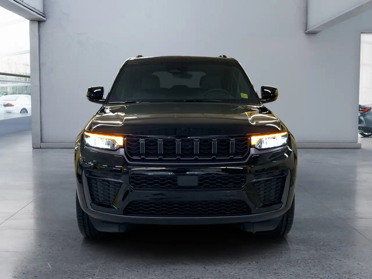 Jeep Grand Cherokee снимка Jeep Grand Cherokee