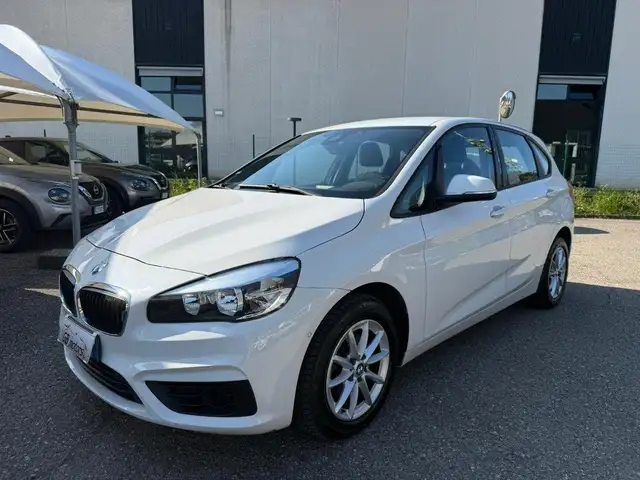 BMW 214 d Active Tourer NEOPATENTATI - BT - PDC - 16