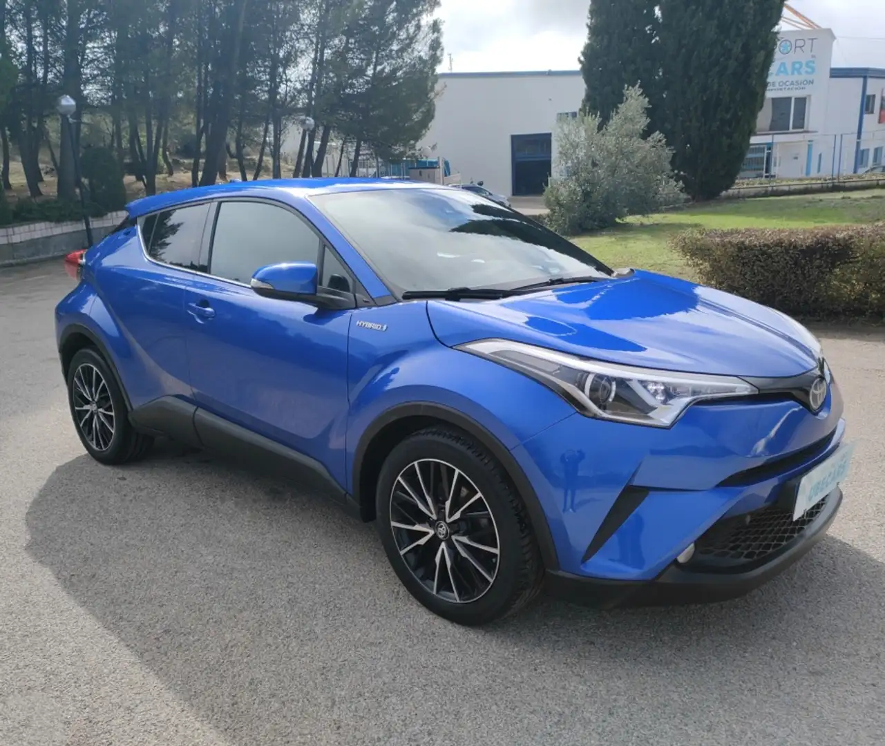 Toyota C-HR 125H Advance Blau - 2
