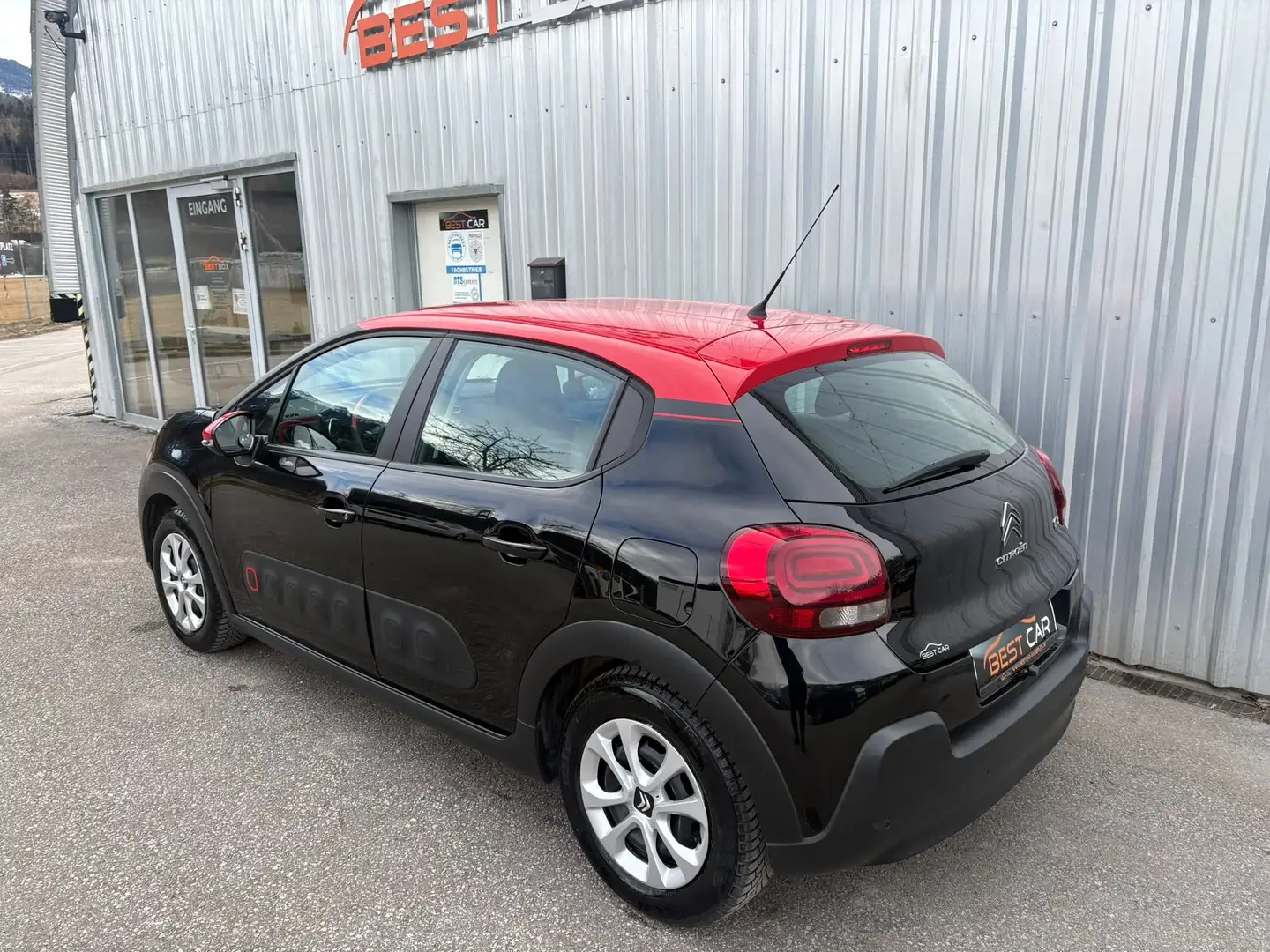Citroen C3 C3 PureTech 82 5-Gang-Manuell Feel Schwarz - 2