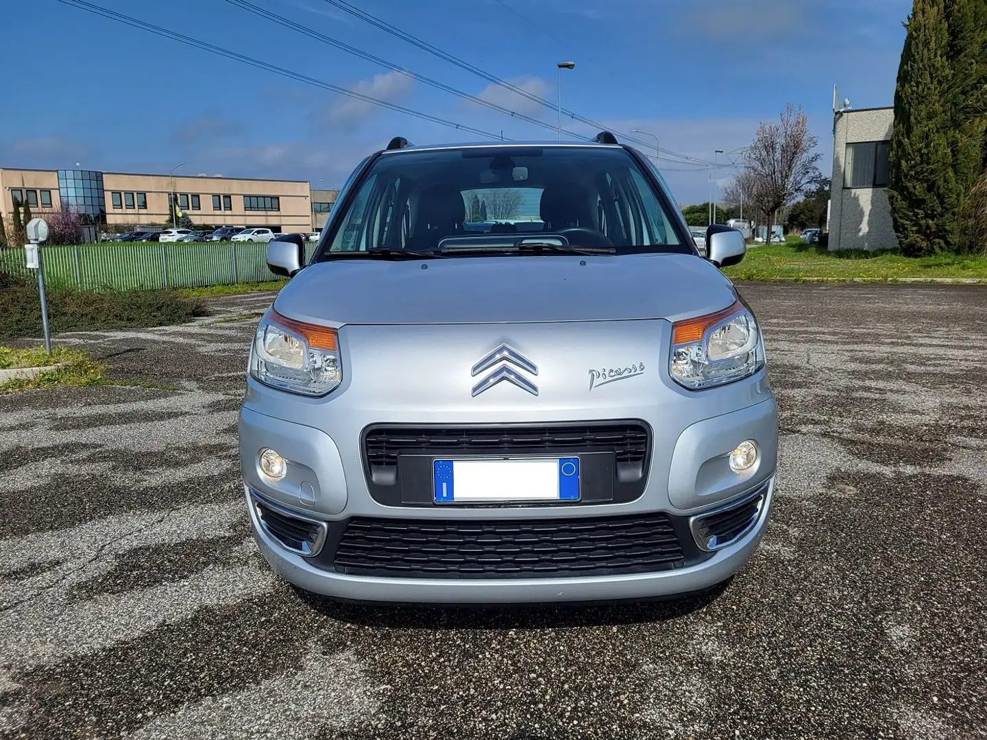 Citroen C3 Picasso 1.4 vti 95CV Exclusive Theatre Argent - 2