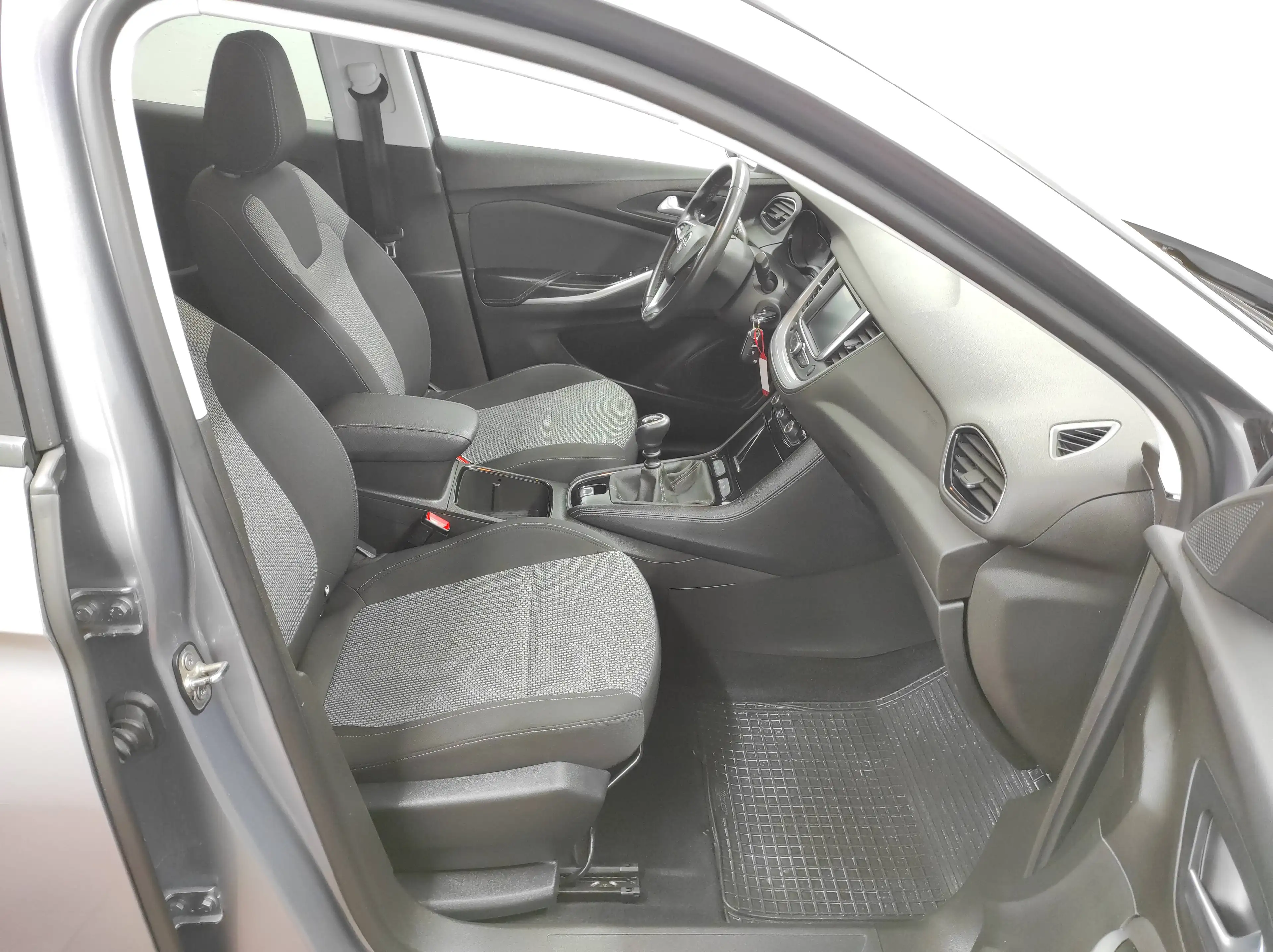 Opel Grandland X 1.5 DIESEL LED EURO-6 KLIMAA SPURASS PDCv+h 6-GANG — photo 9