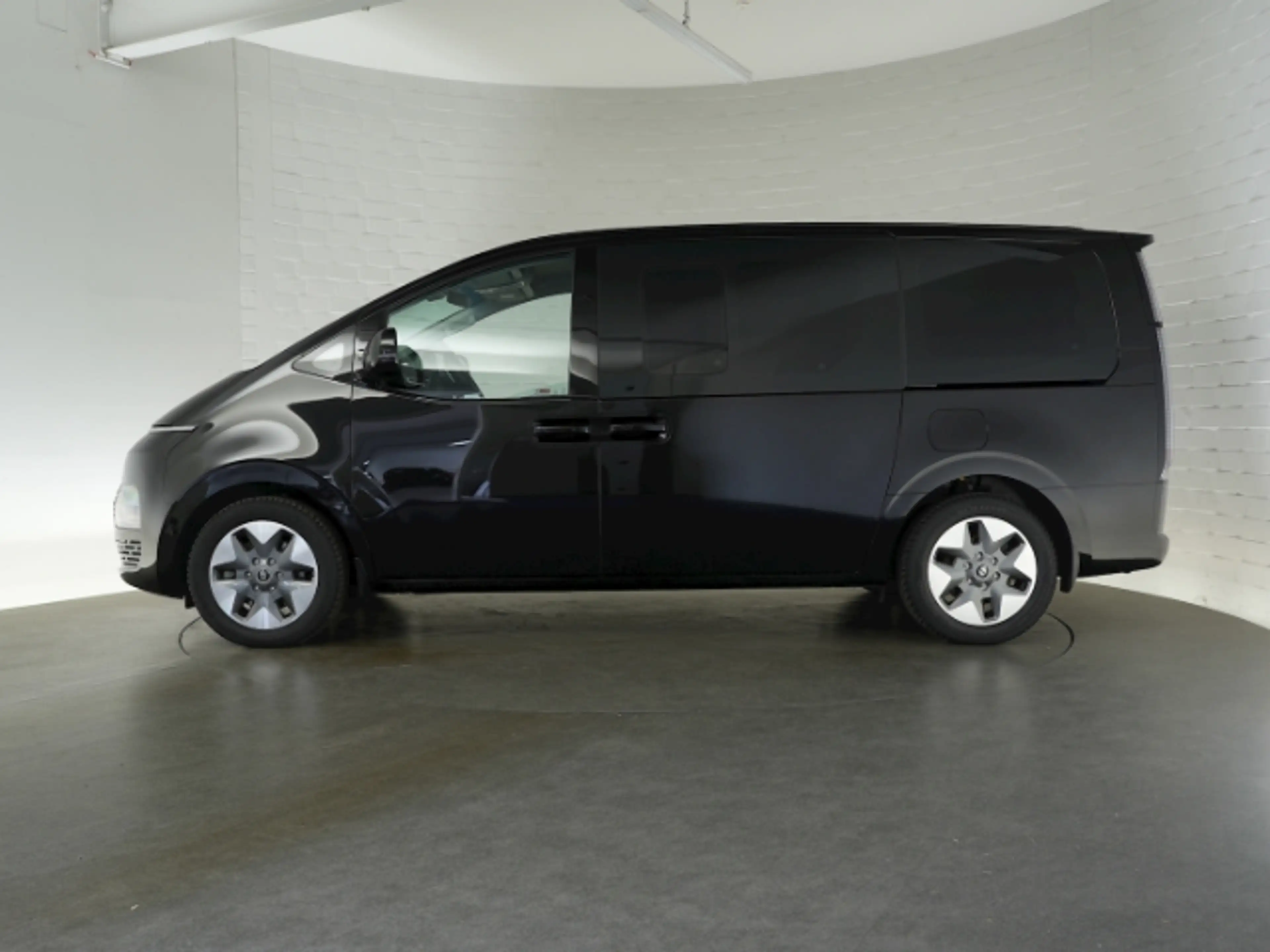 Hyundai STARIA HEV PRIME AT 9-SITZER+VOLL LED+NAVI+LEDER+SITZ-/LE — photo 9