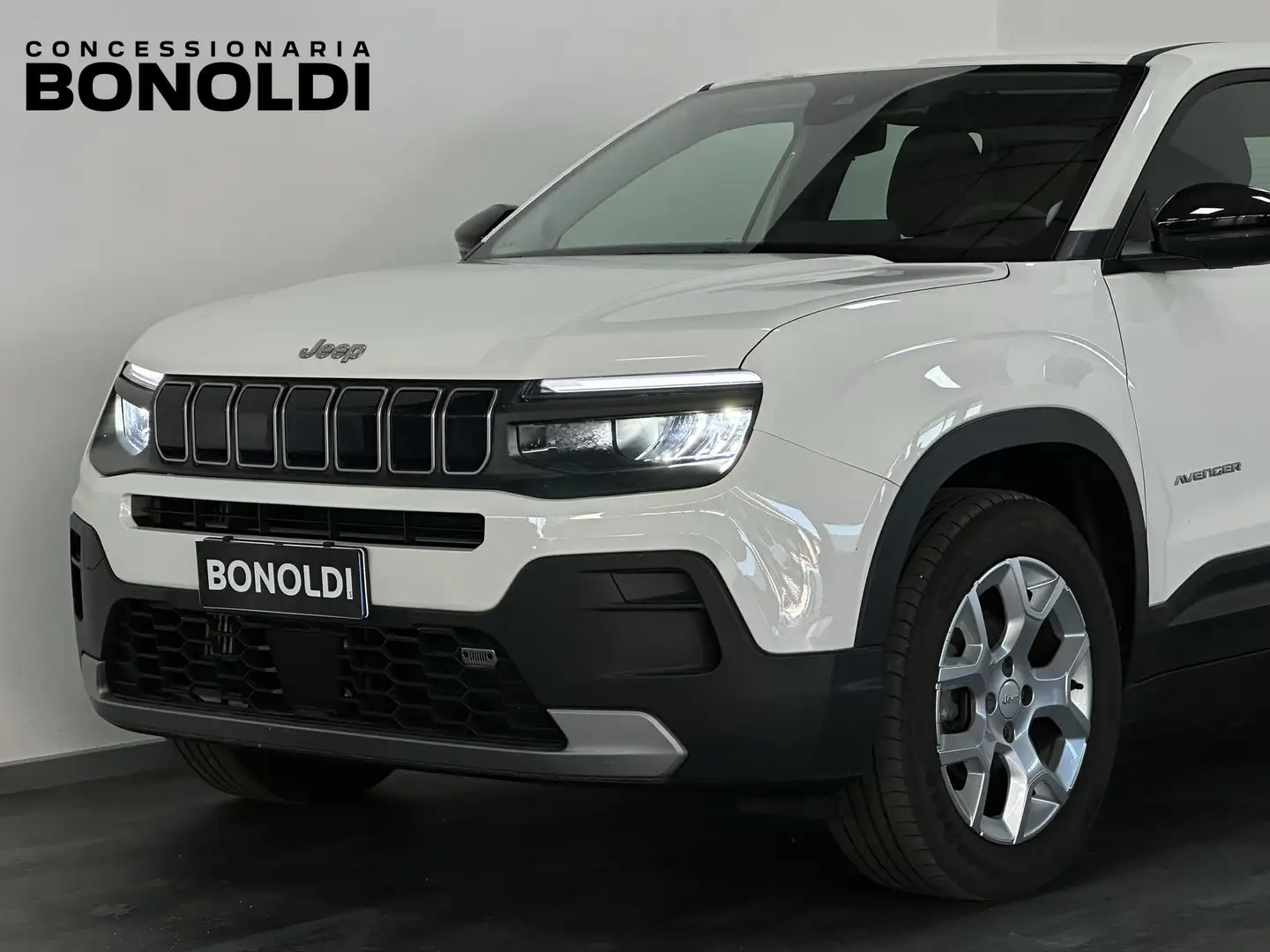 Jeep Avenger Avenger 1.2 Turbo 100 CV Altitude Weiß - 2