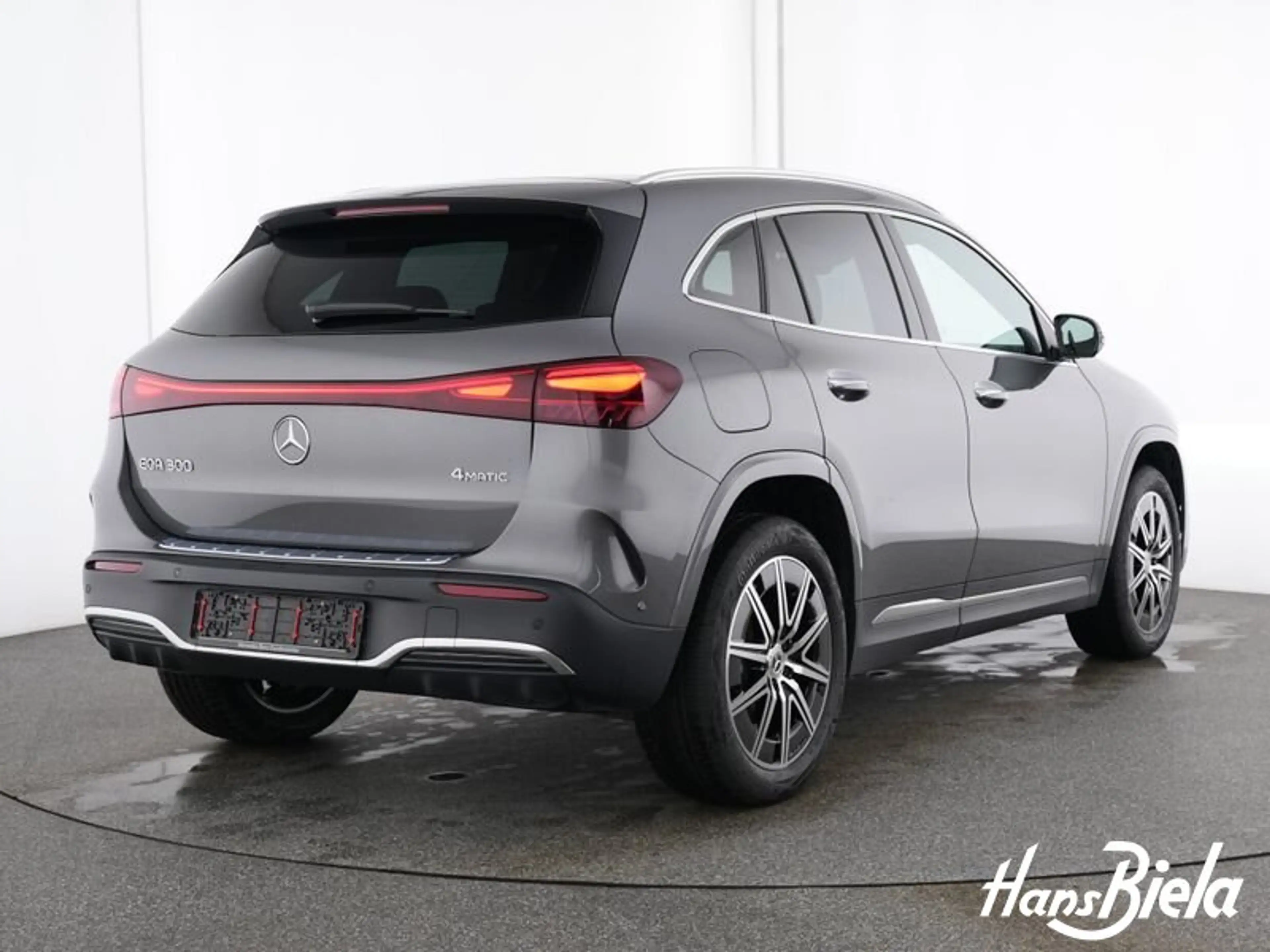 Mercedes-Benz EQA 300 EQA 300 4M AMG/Prem/19"/Pano/Bur/360°/Mem/HUD/TW — photo 2