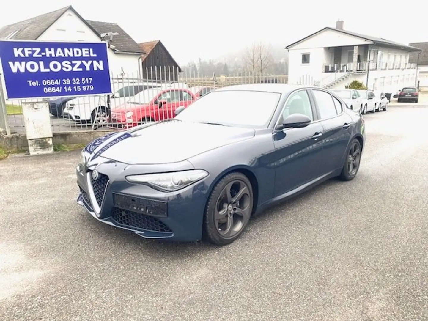 Alfa Romeo Giulia Giulia Super 2,2 180 MT RWD Super NAVI KAMERA Grijs - 1