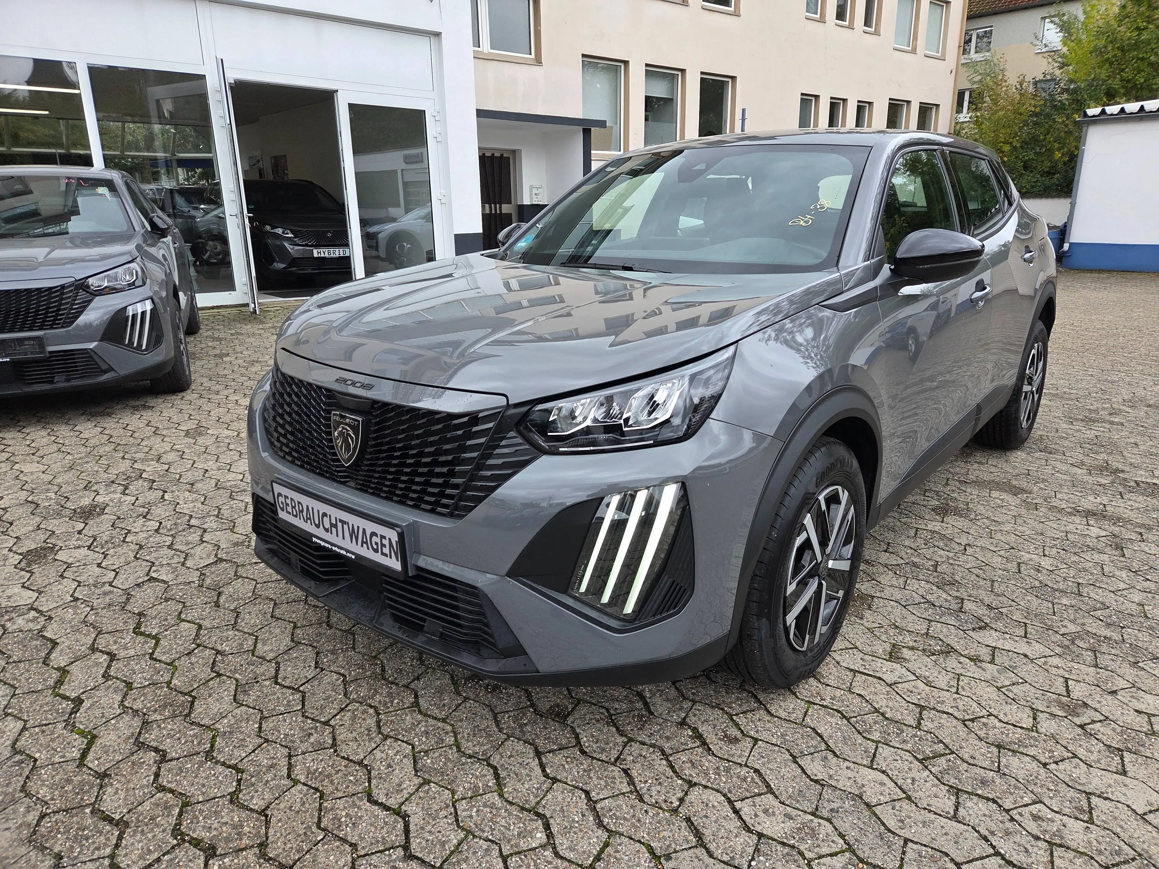 Peugeot 2008 Active LED NAVI KAMERA SHZ TEMPOMAT
