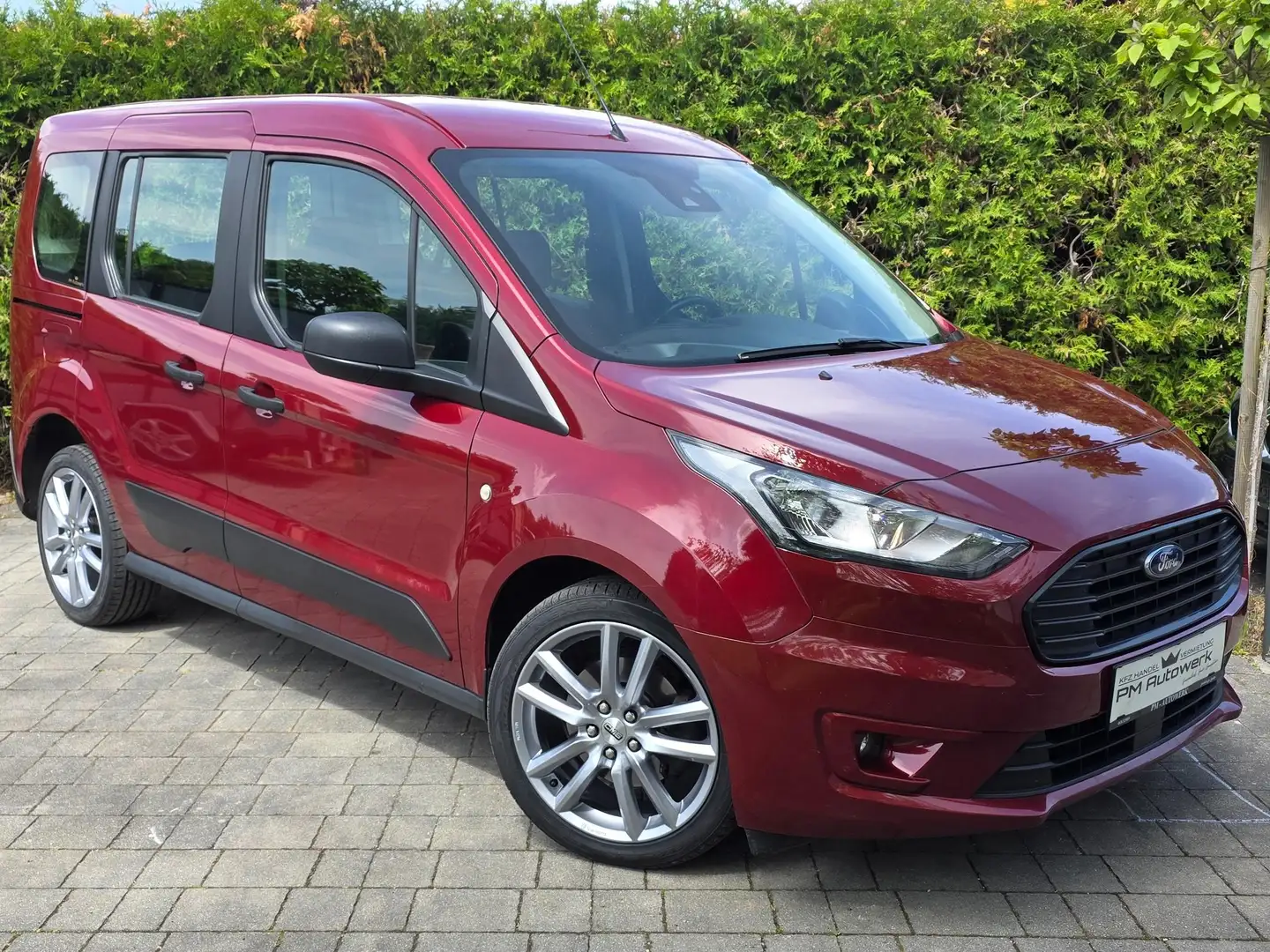 Ford Tourneo Connect 1.5 TDCi 1.Besitz ZR neu AHK 2 Schiebetüren Rot - 1