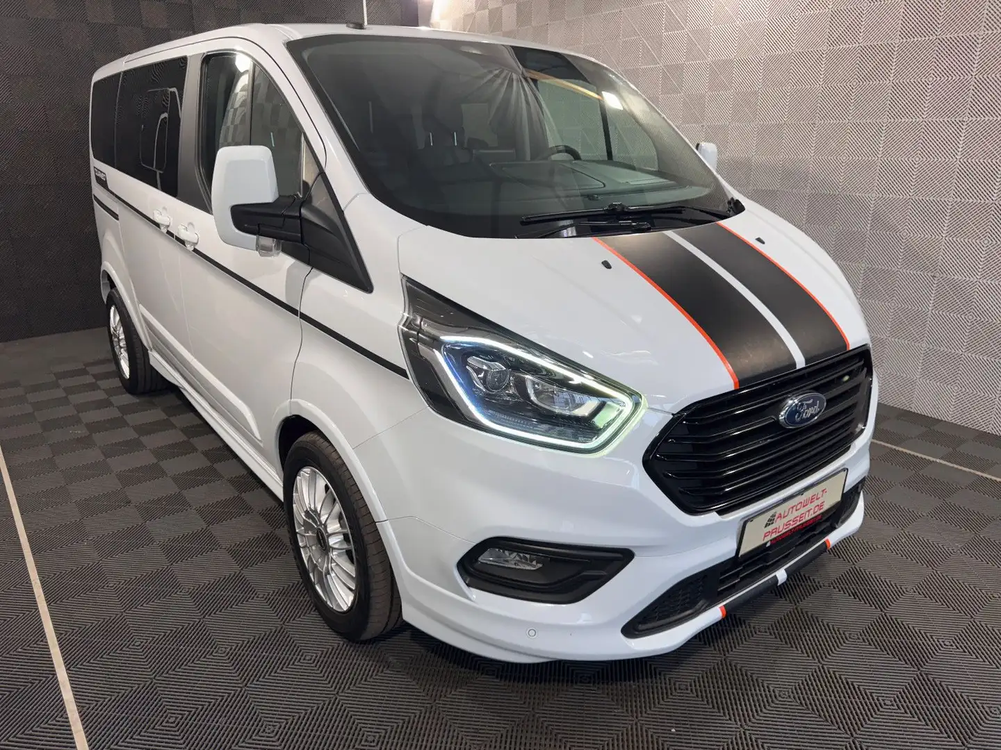 Ford Tourneo Custom *SPORT*ACC-NAVI-TOUCHR.KAM-KLIMA Weiß - 1
