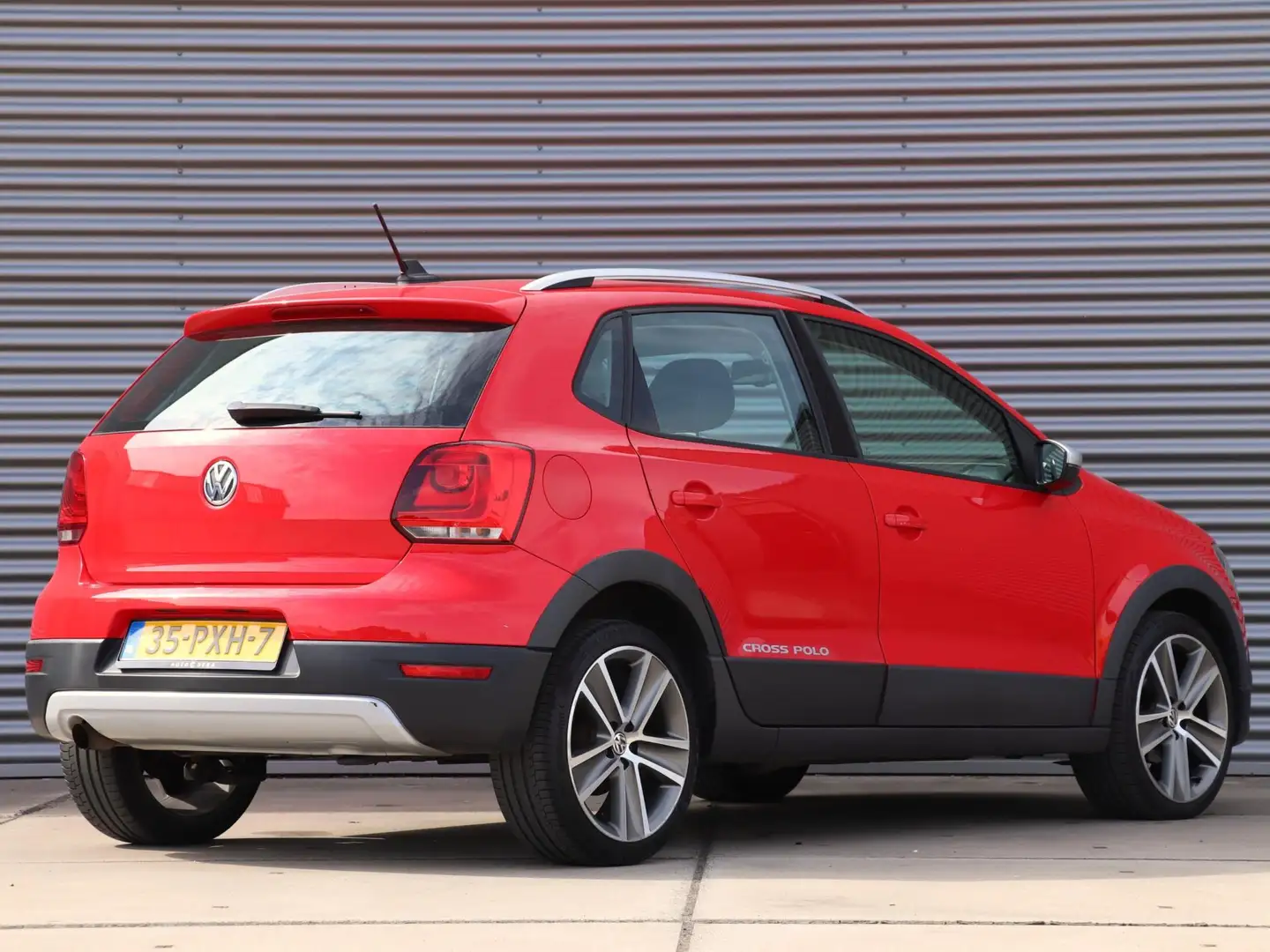 Volkswagen Polo Cross 1.4-16V *Navigatie*Stoelverw.*Cruisecontr.* Rouge - 2