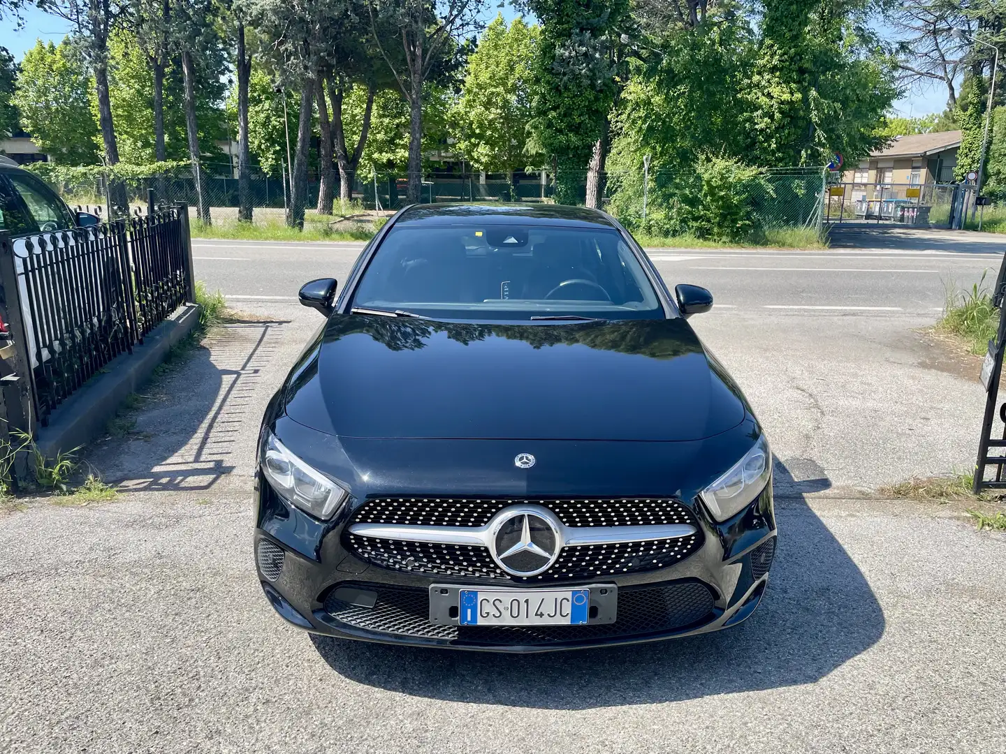 Mercedes-Benz A 180 Pacchetto Amg Nero - 2